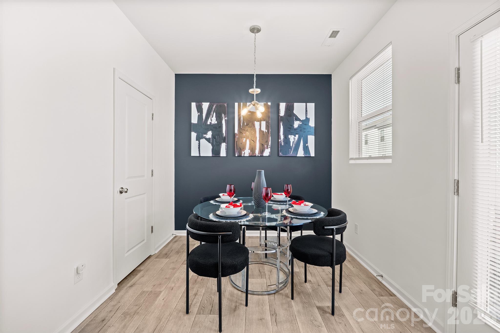 11021 Woodland Creek Way — Charlotte