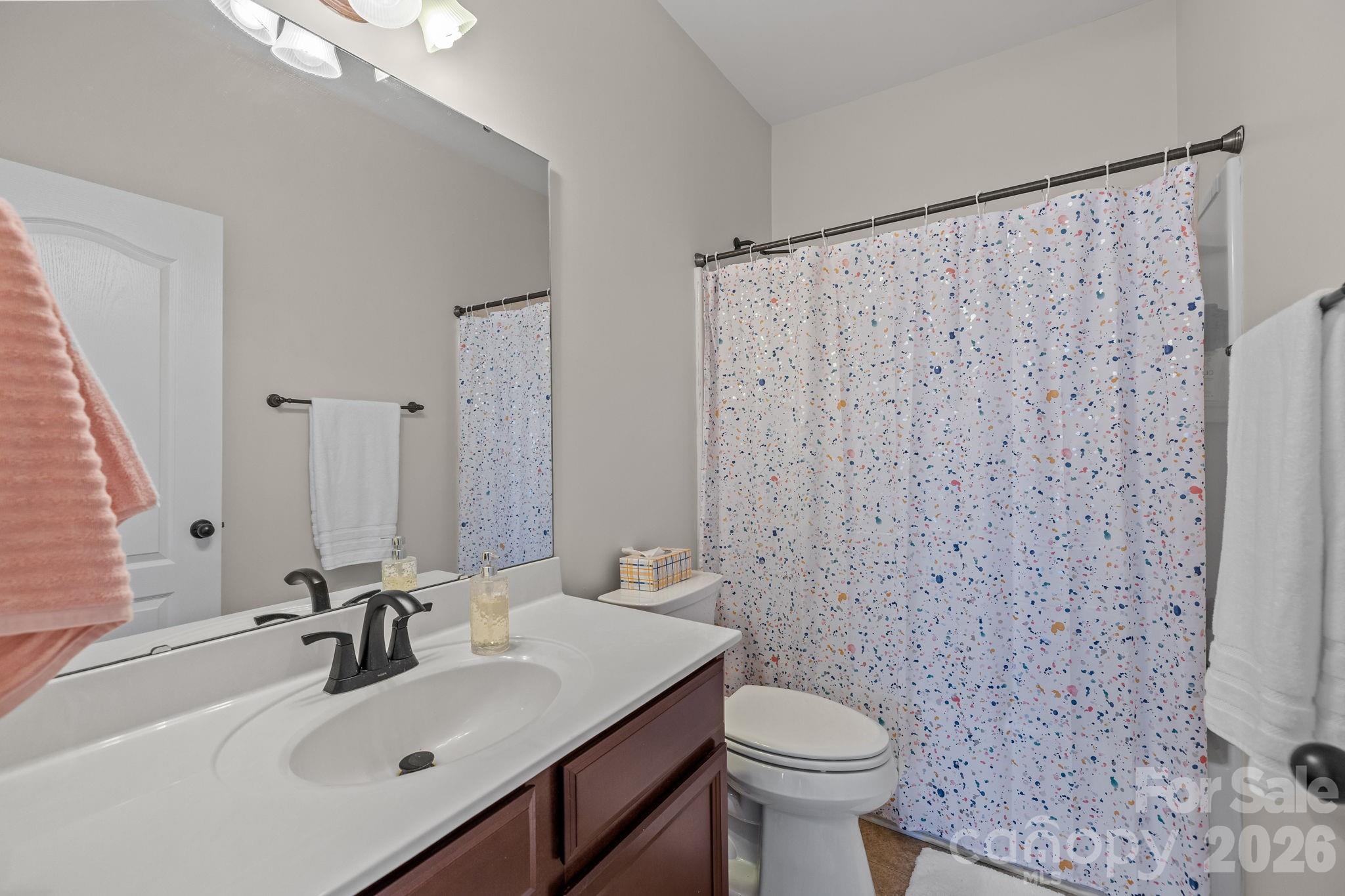 831 Irish Green Drive — Clover