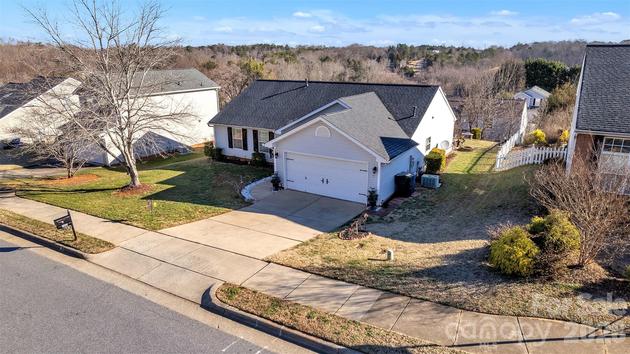 1959 8th Street SE — Hickory