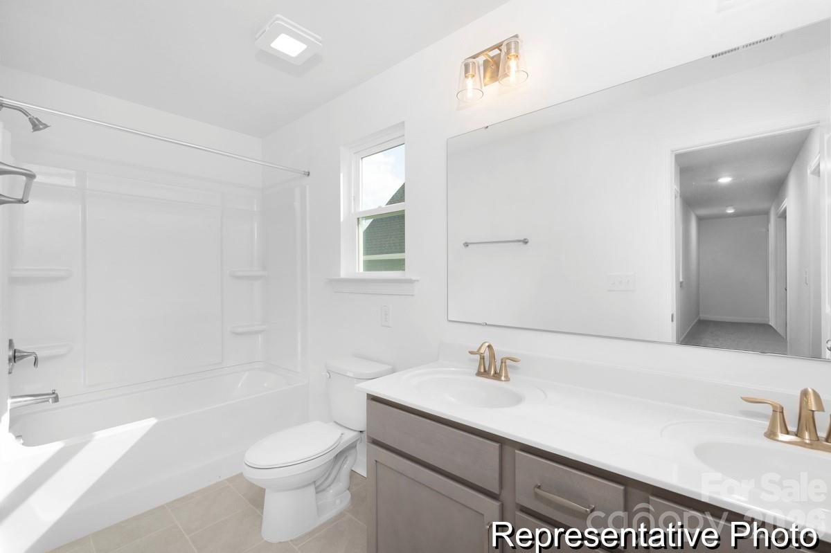 1823 Hunter Oaks Lane #61 — Lincolnton