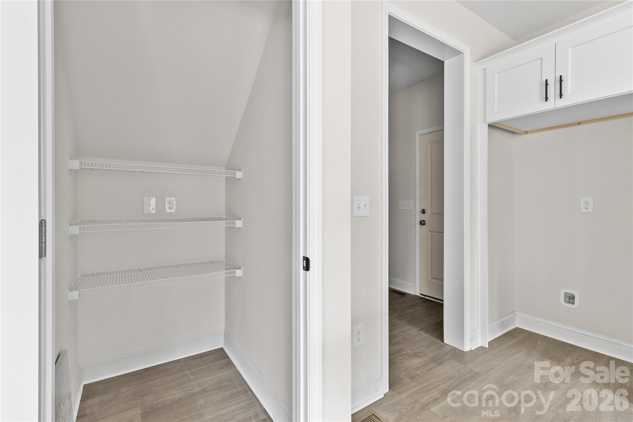 3692 Shannon Loop — Denver