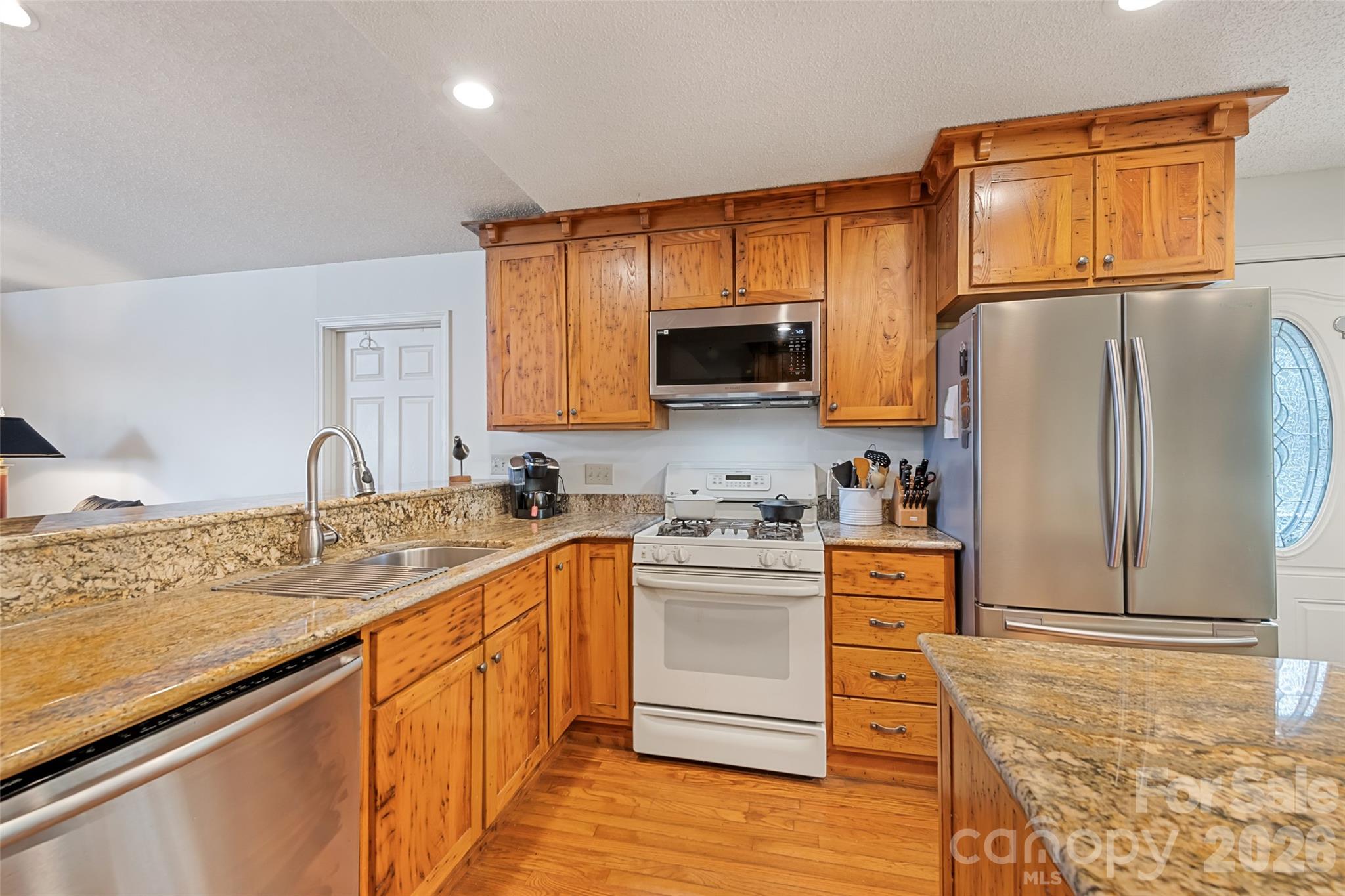 831 Forest Run Road — Whittier
