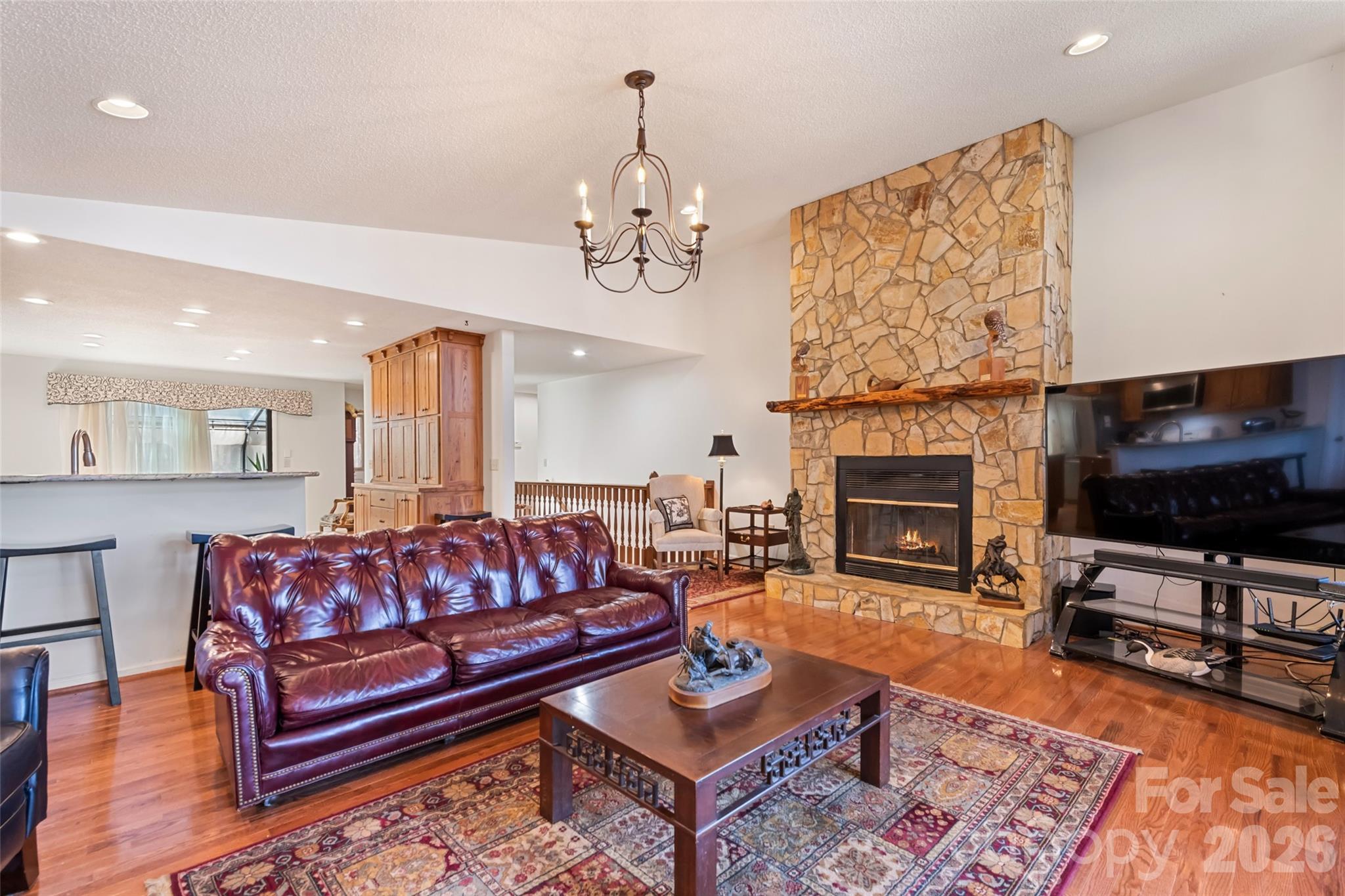 831 Forest Run Road — Whittier