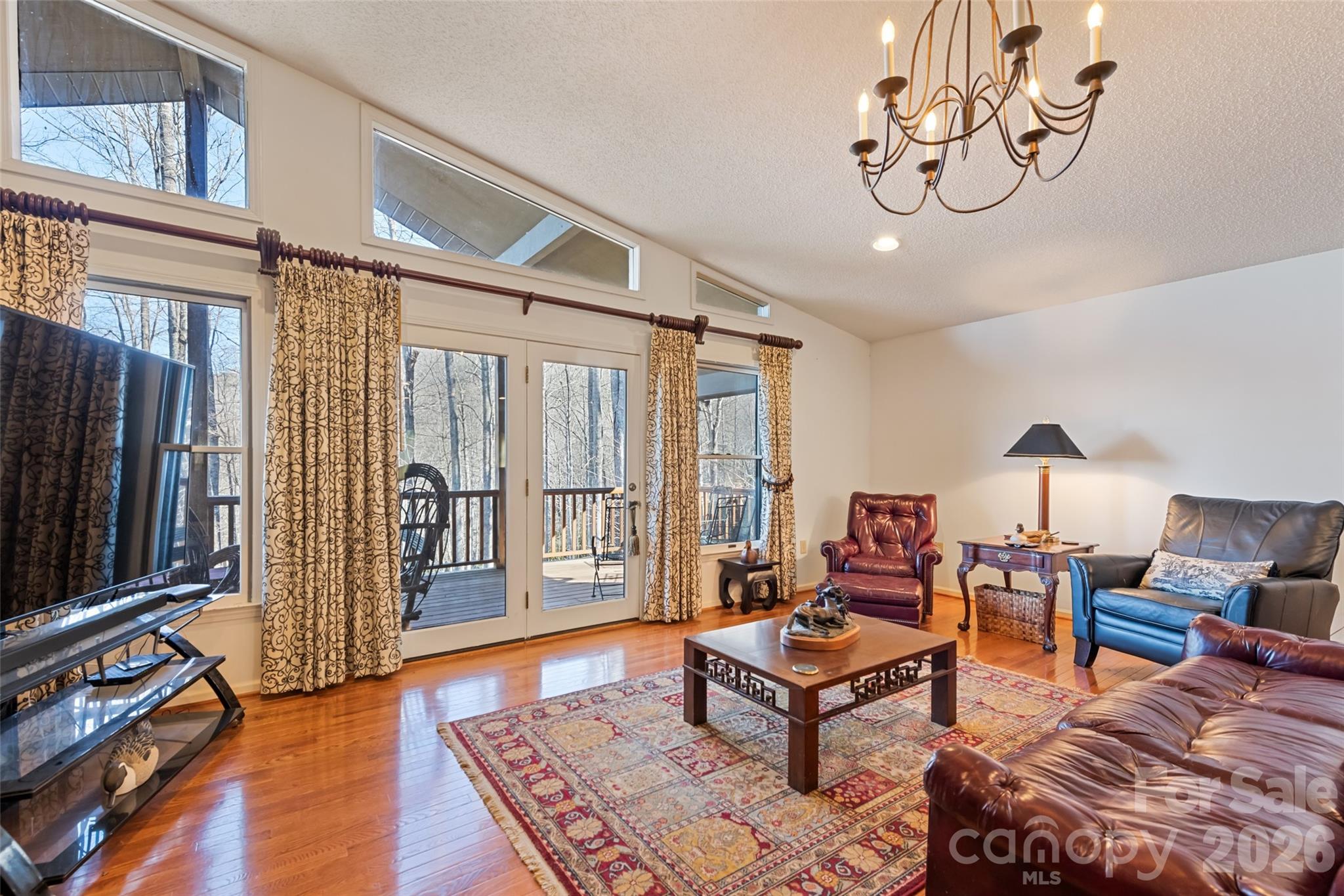 831 Forest Run Road — Whittier