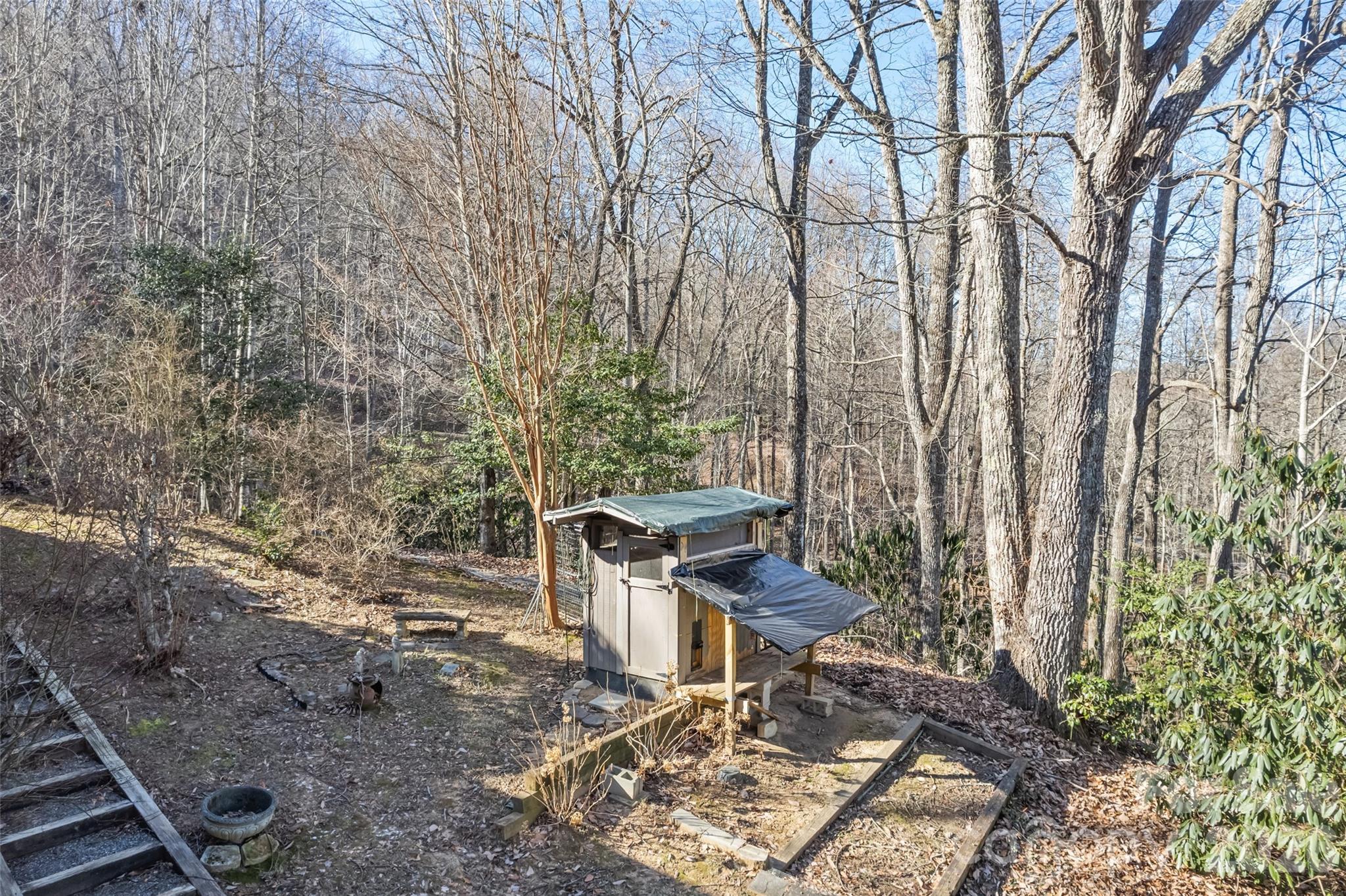 831 Forest Run Road — Whittier