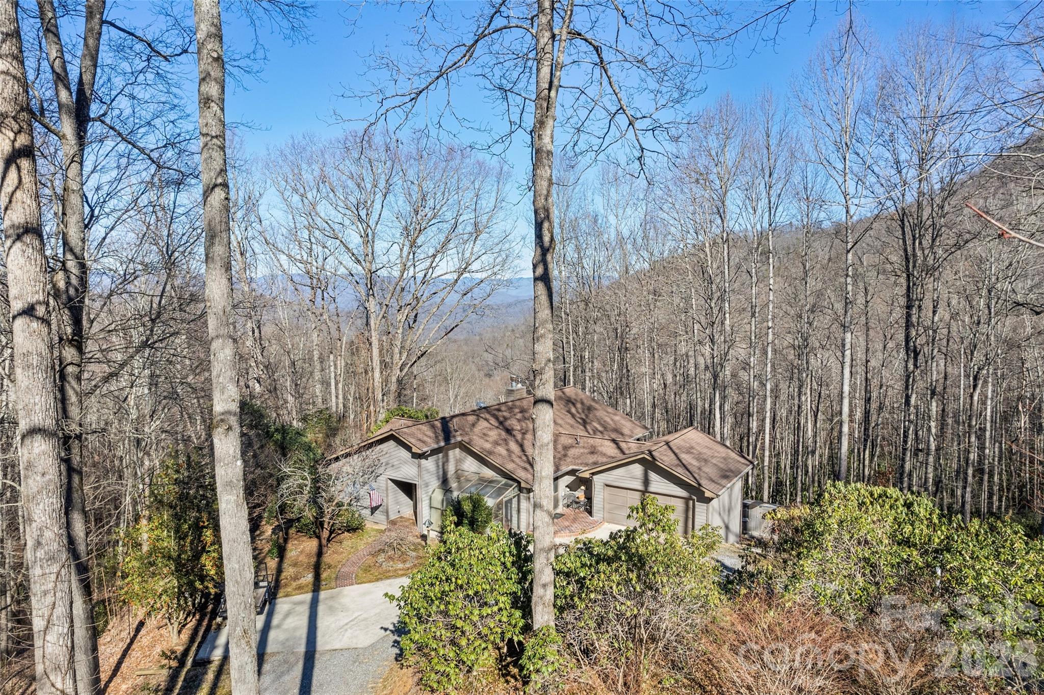 831 Forest Run Road — Whittier