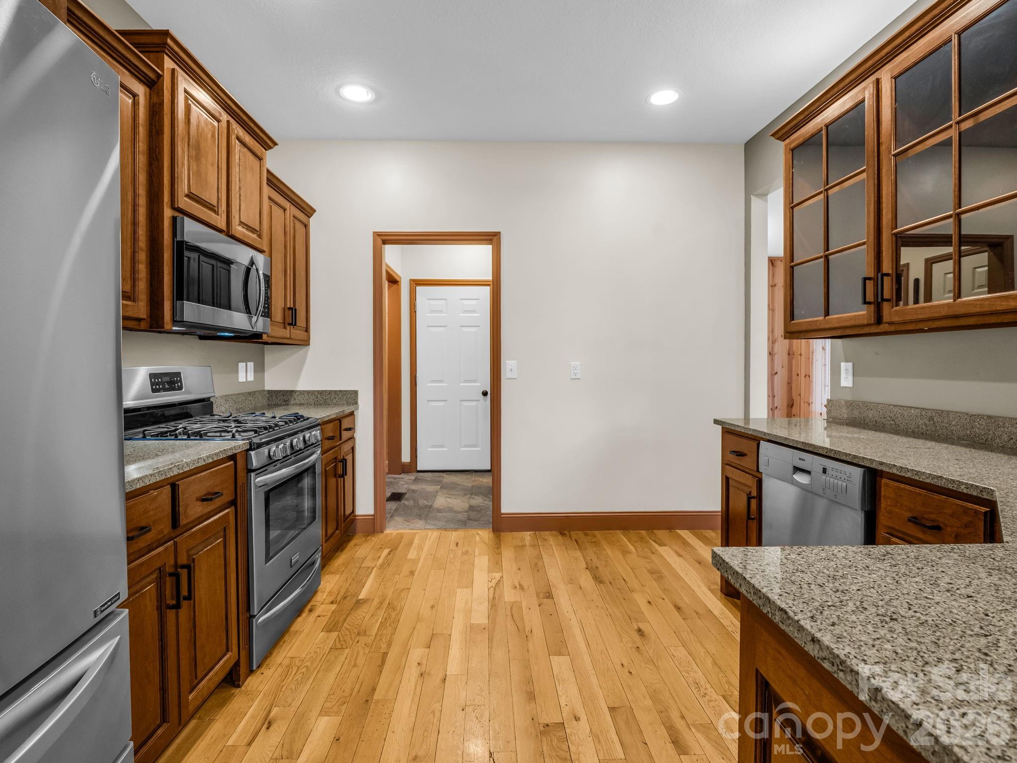 60 Bridge Lane — Tryon
