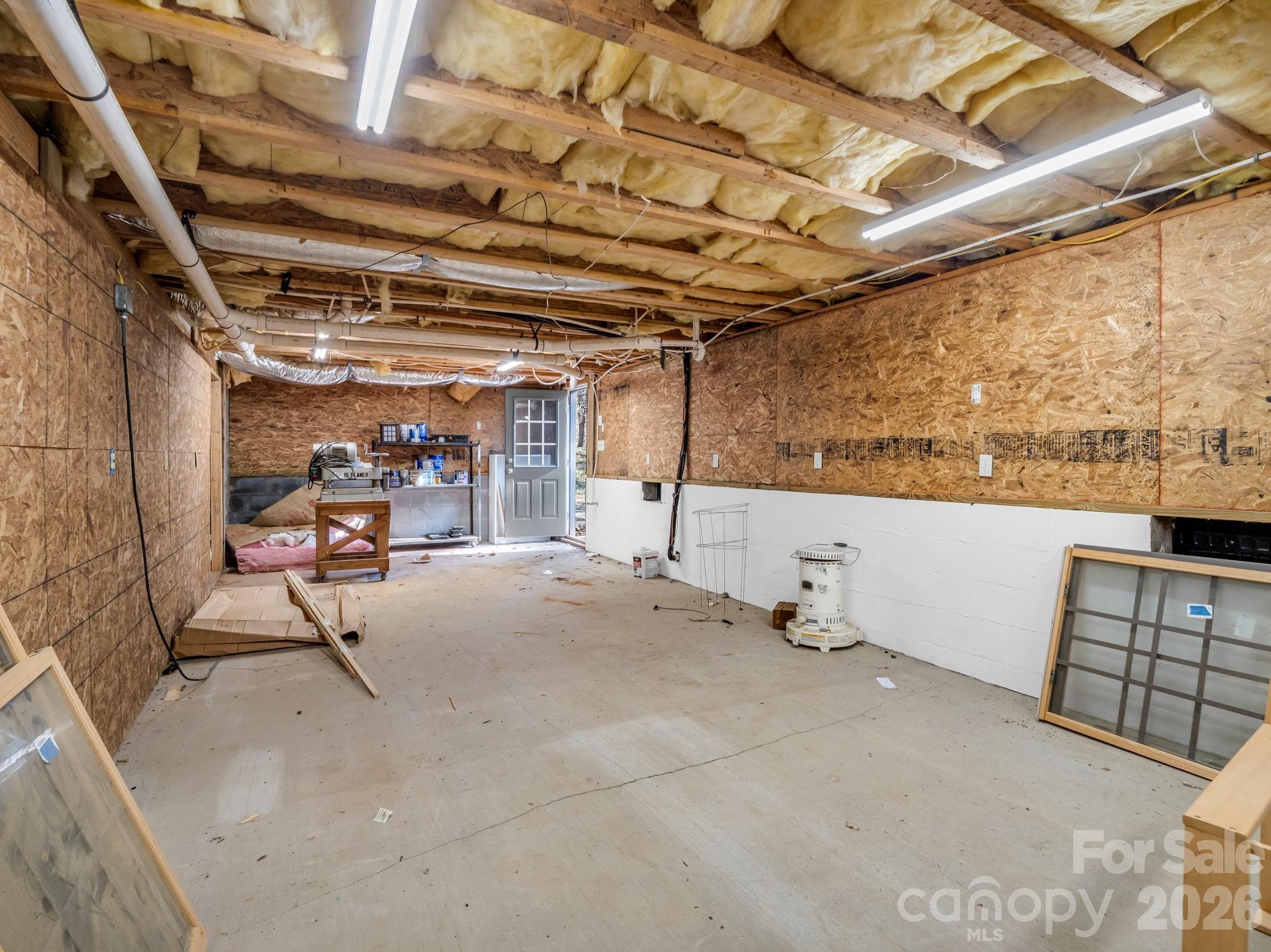 60 Bridge Lane — Tryon