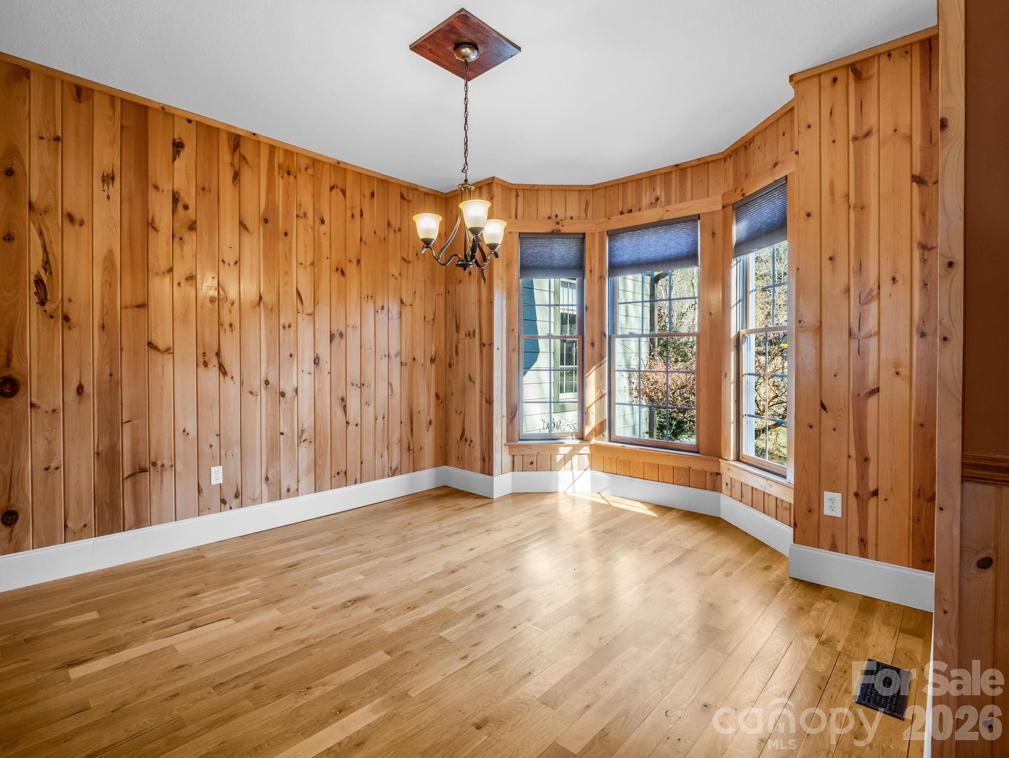 60 Bridge Lane — Tryon