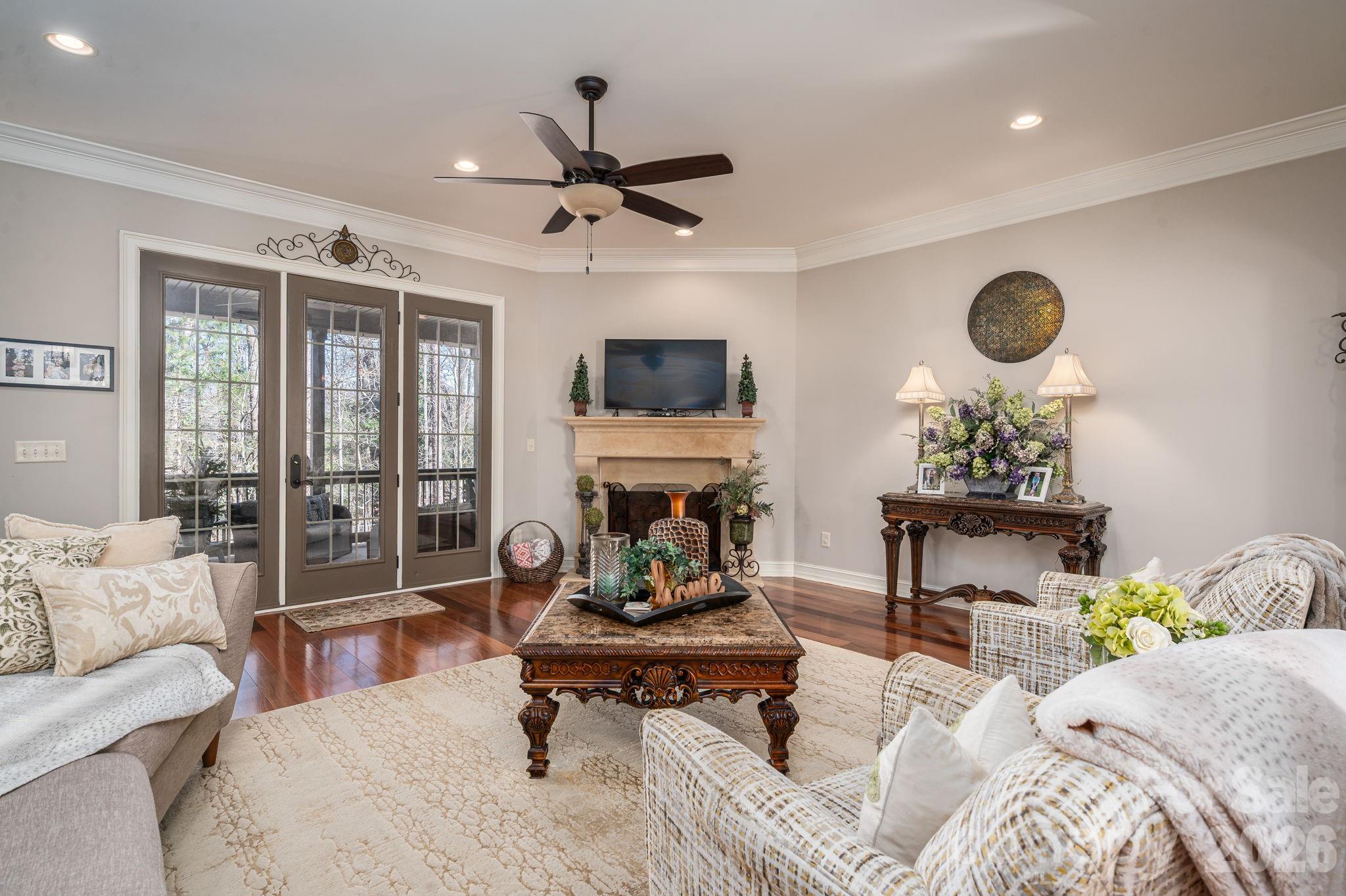 8000 Water View Drive — Belmont