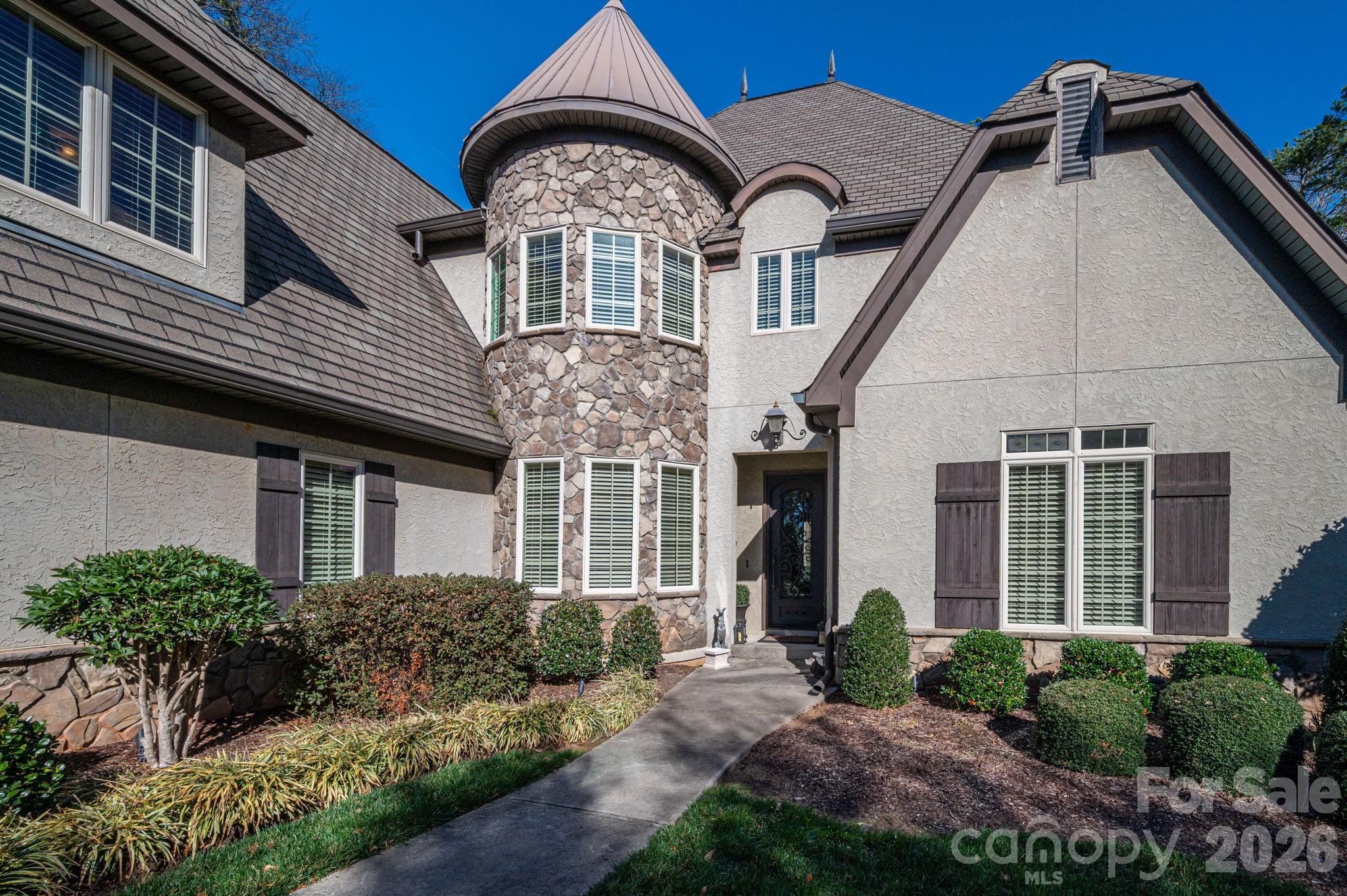 8000 Water View Drive — Belmont