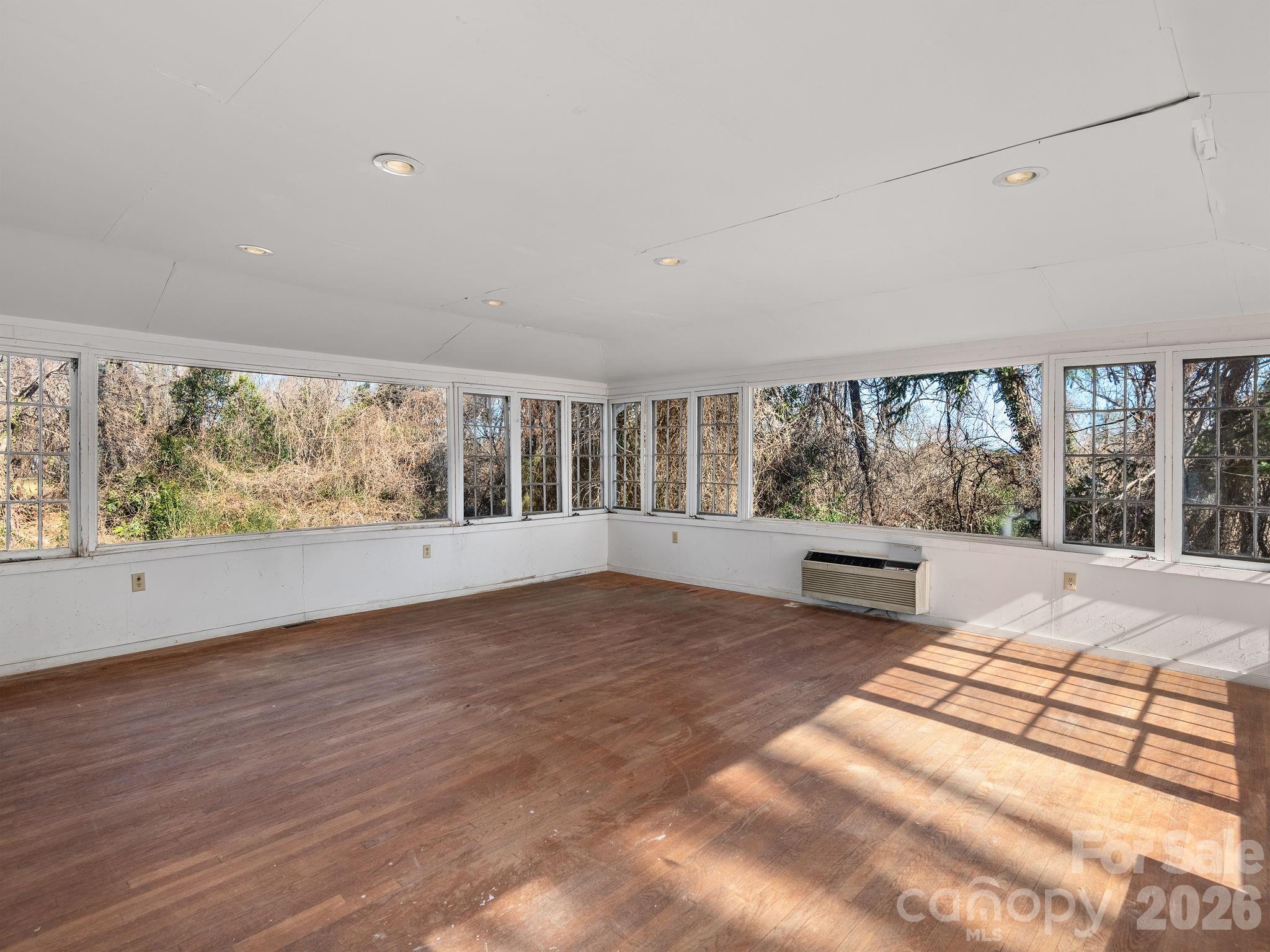 143 S Ridgecrest Avenue — Rutherfordton