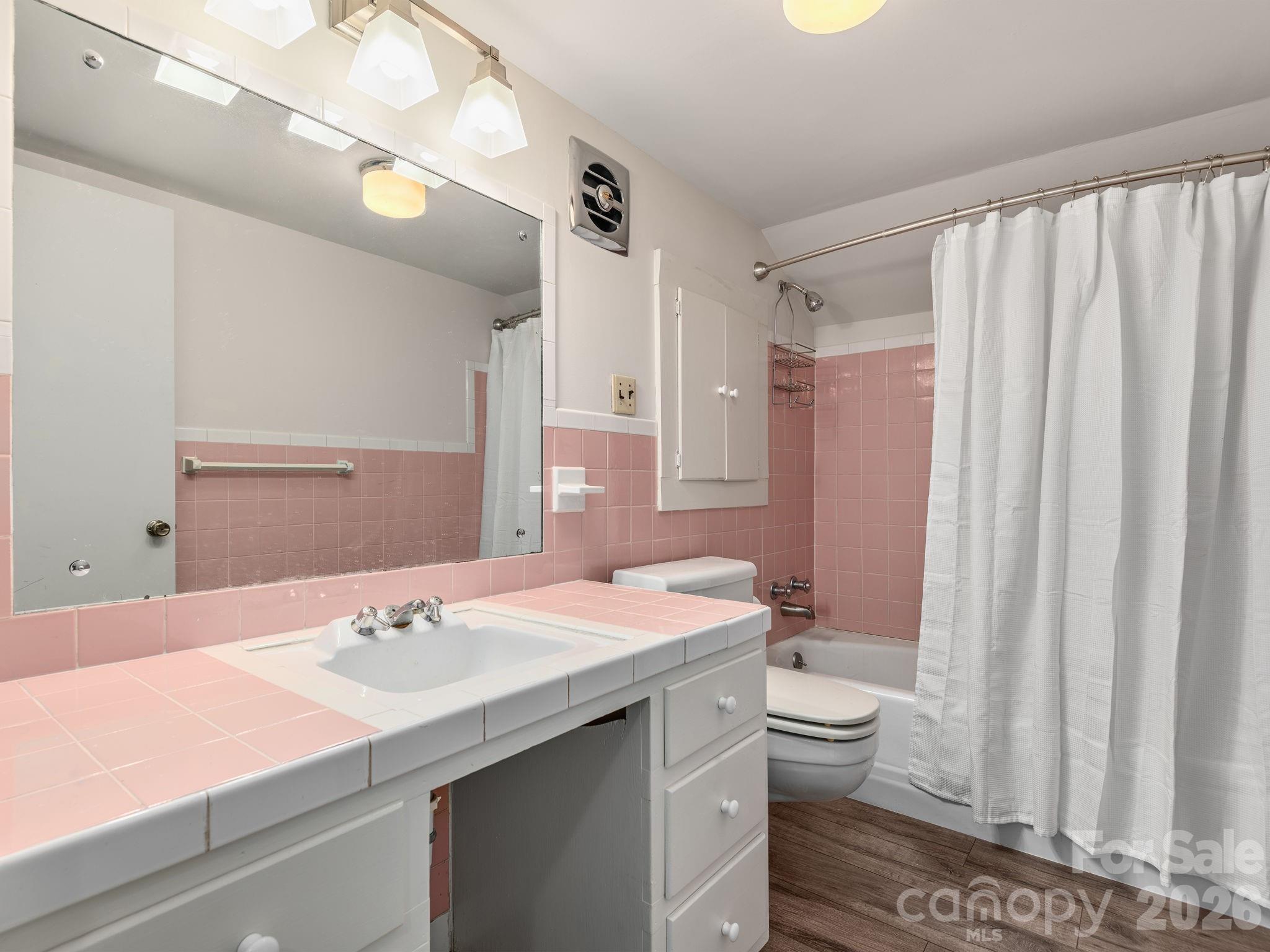 143 S Ridgecrest Avenue — Rutherfordton