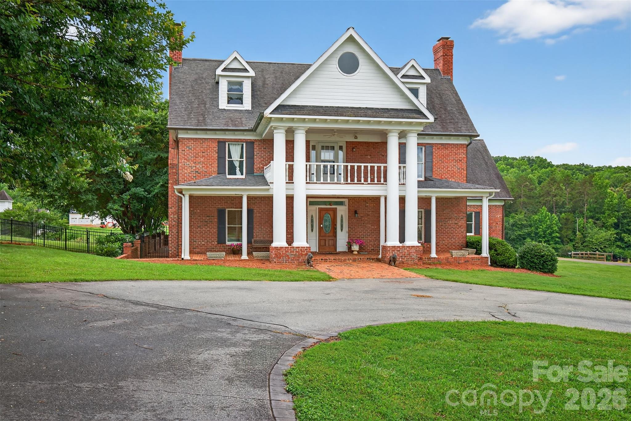 8350 Holler Farm Road — Clemmons