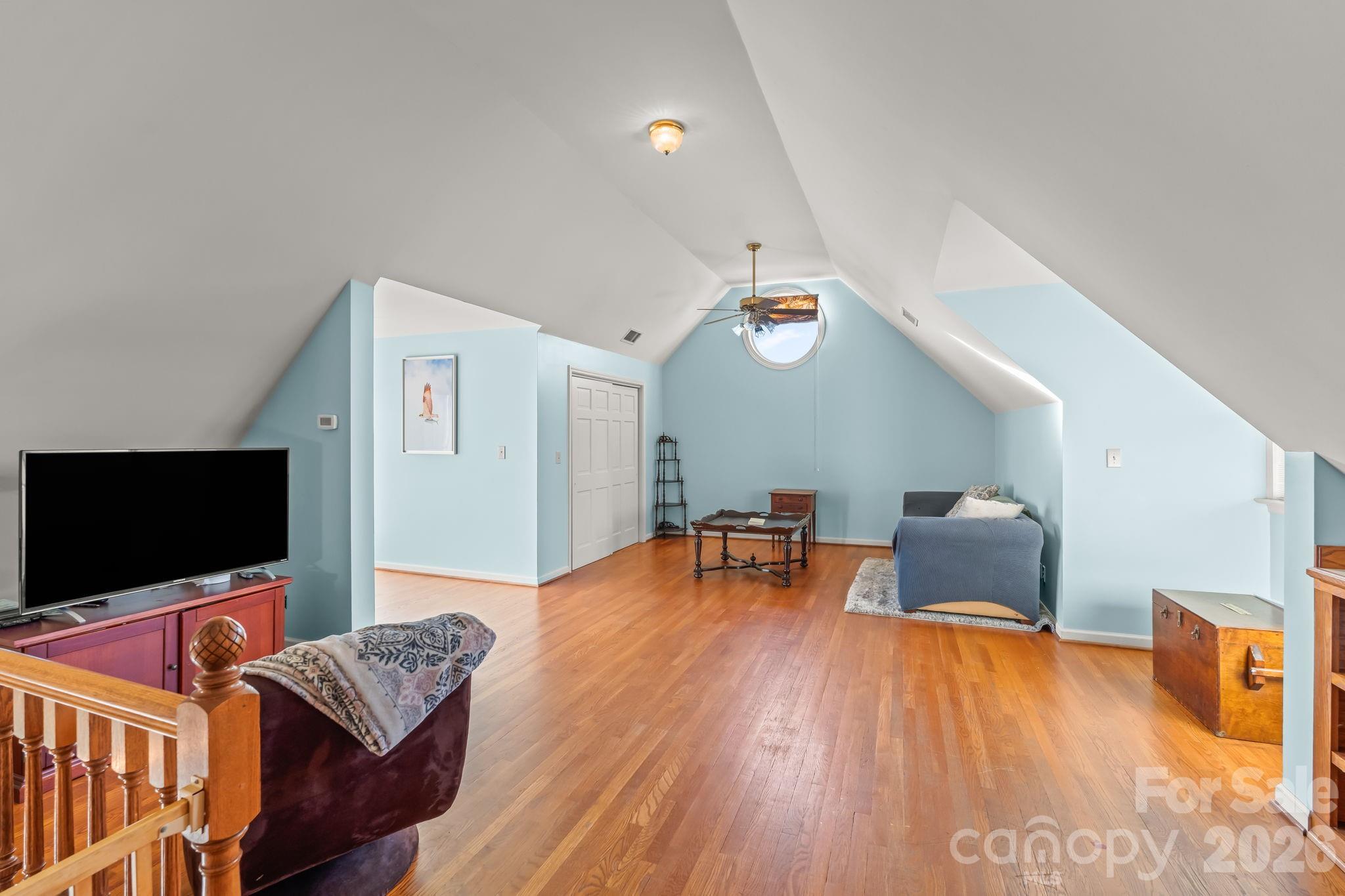 8350 Holler Farm Road — Clemmons