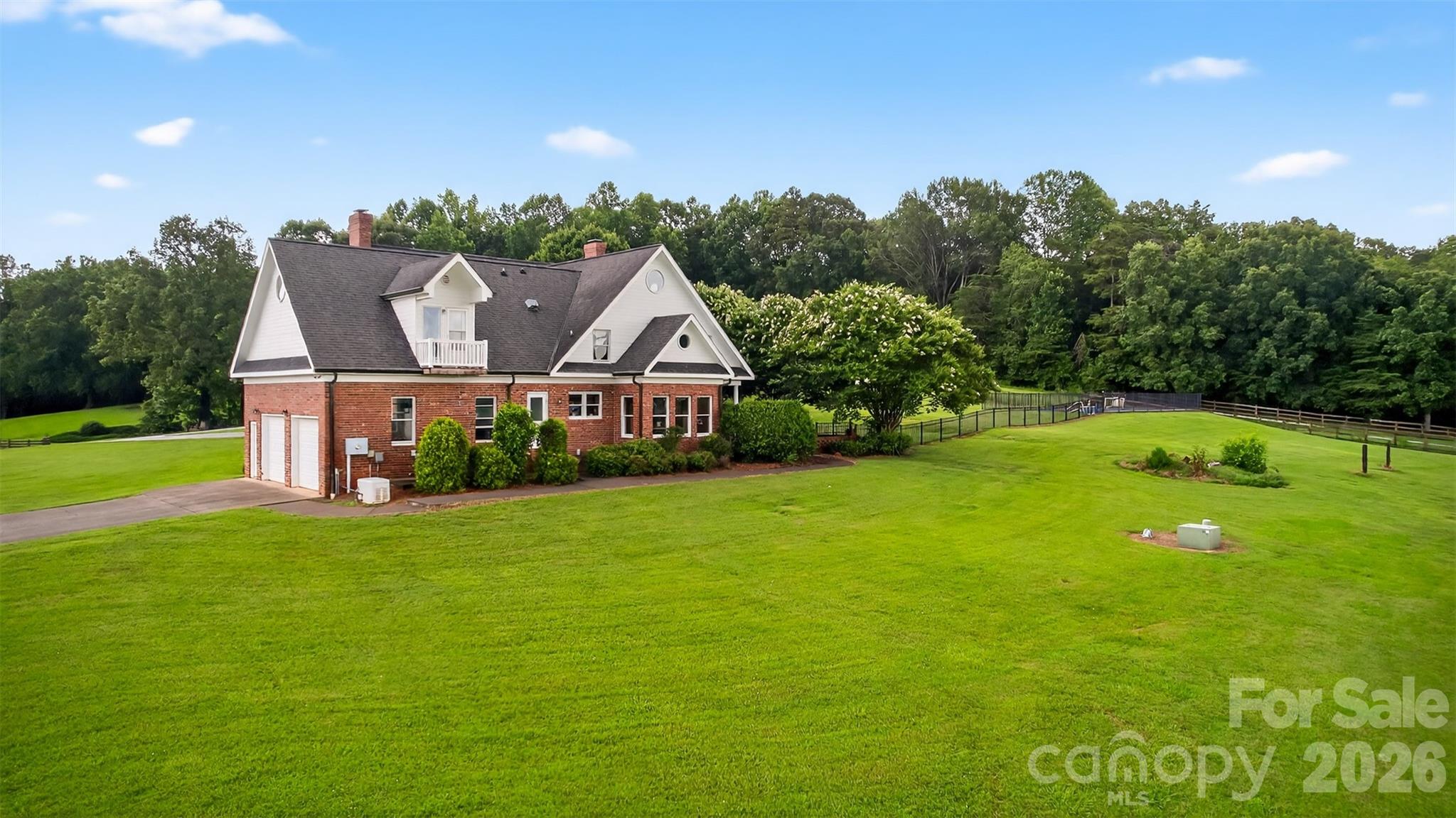 8350 Holler Farm Road — Clemmons