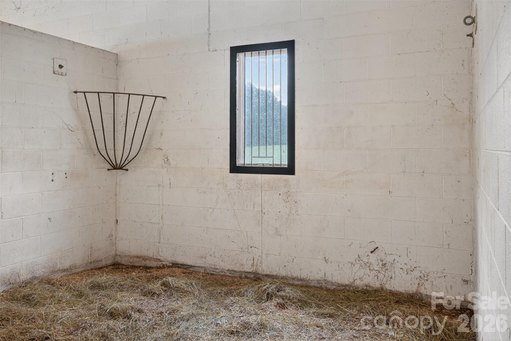 8350 Holler Farm Road — Clemmons