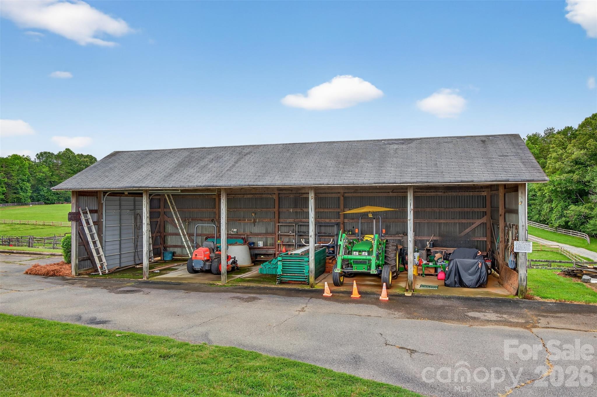 8350 Holler Farm Road — Clemmons