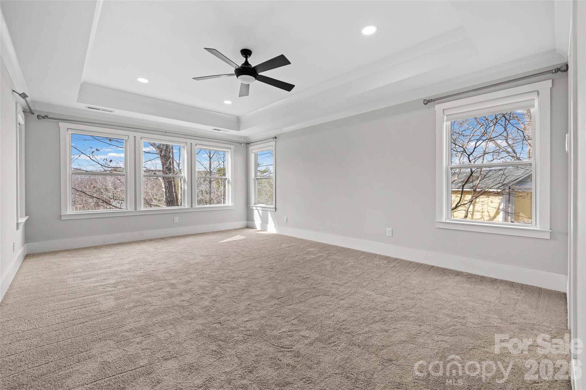 12039 Spinnaker Drive — Tega Cay