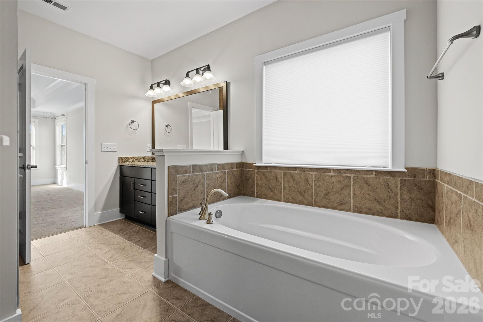 12039 Spinnaker Drive — Tega Cay