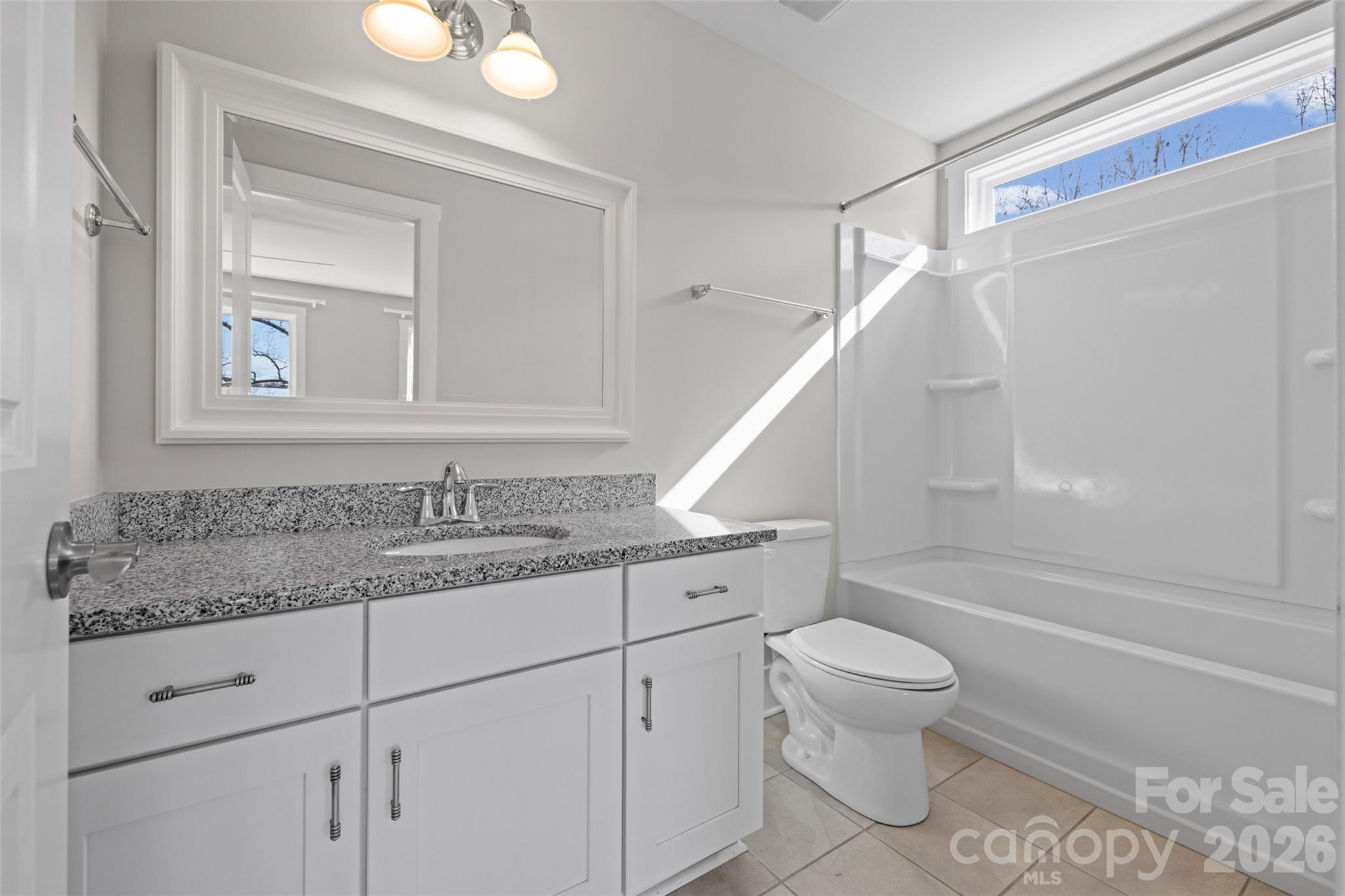 12039 Spinnaker Drive — Tega Cay