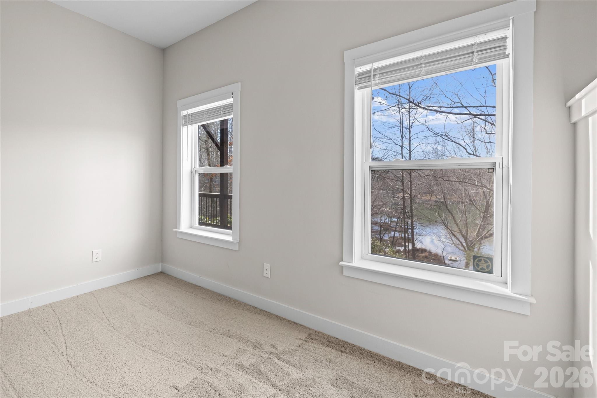 12039 Spinnaker Drive — Tega Cay