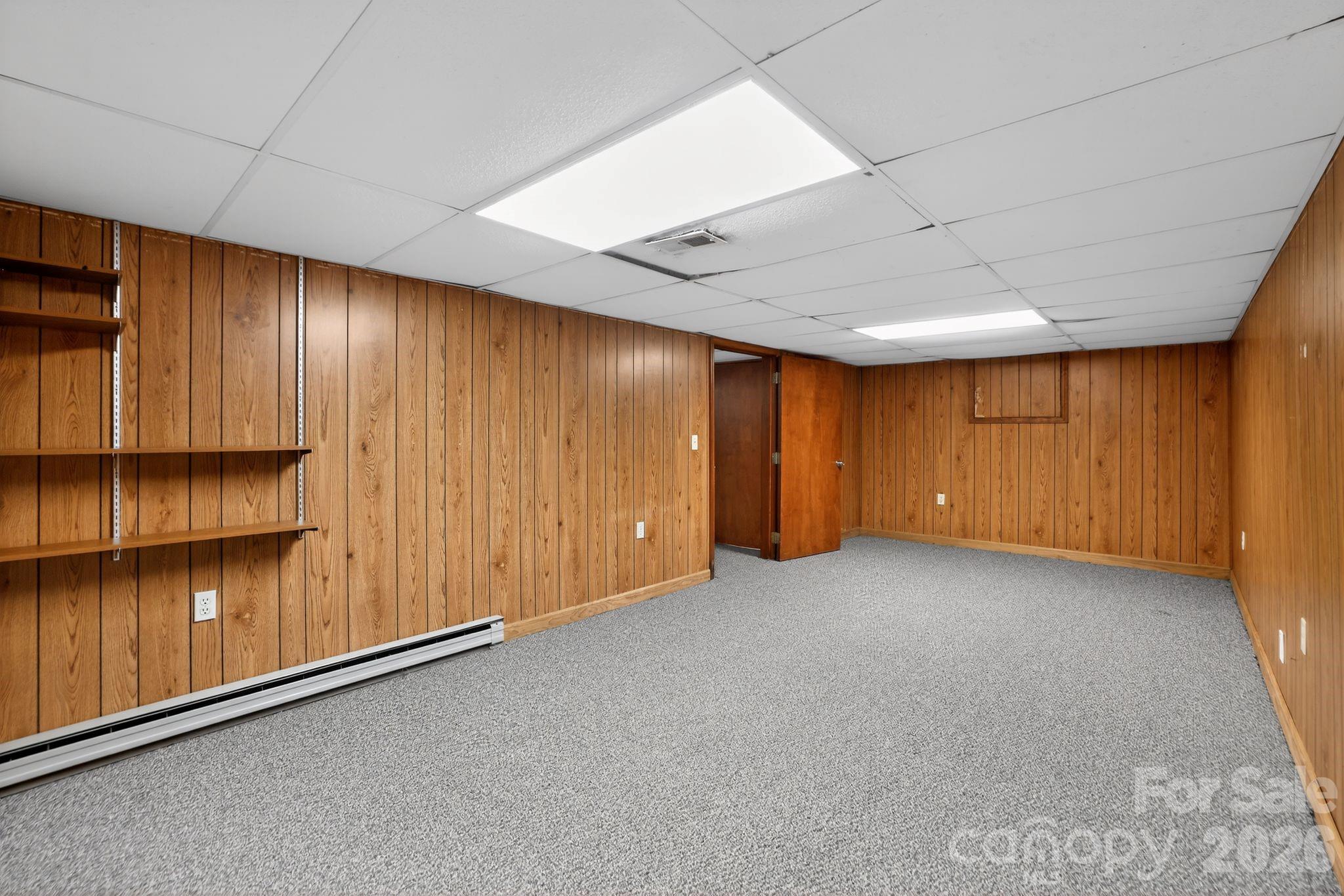 212 N Pine Lake Drive — Spartanburg