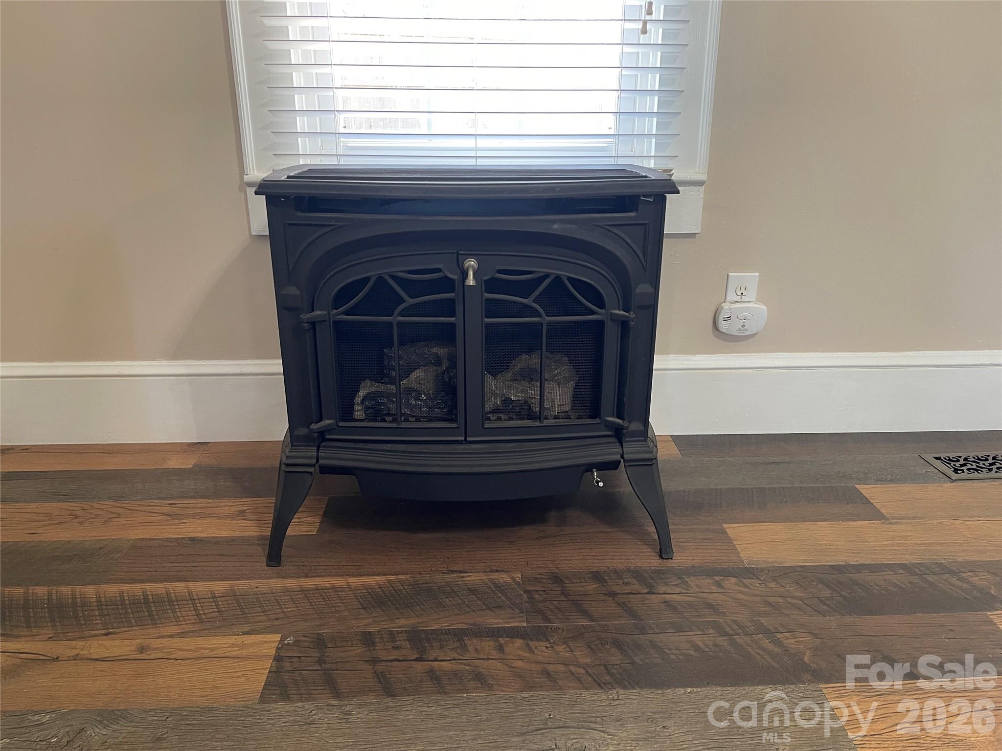 268 Oakland Road — Spindale