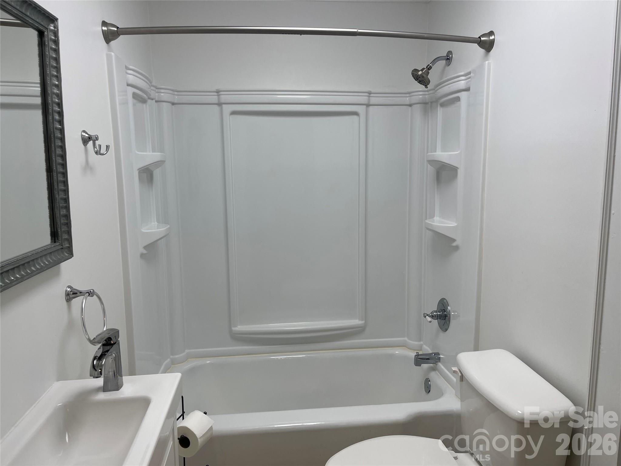 268 Oakland Road — Spindale
