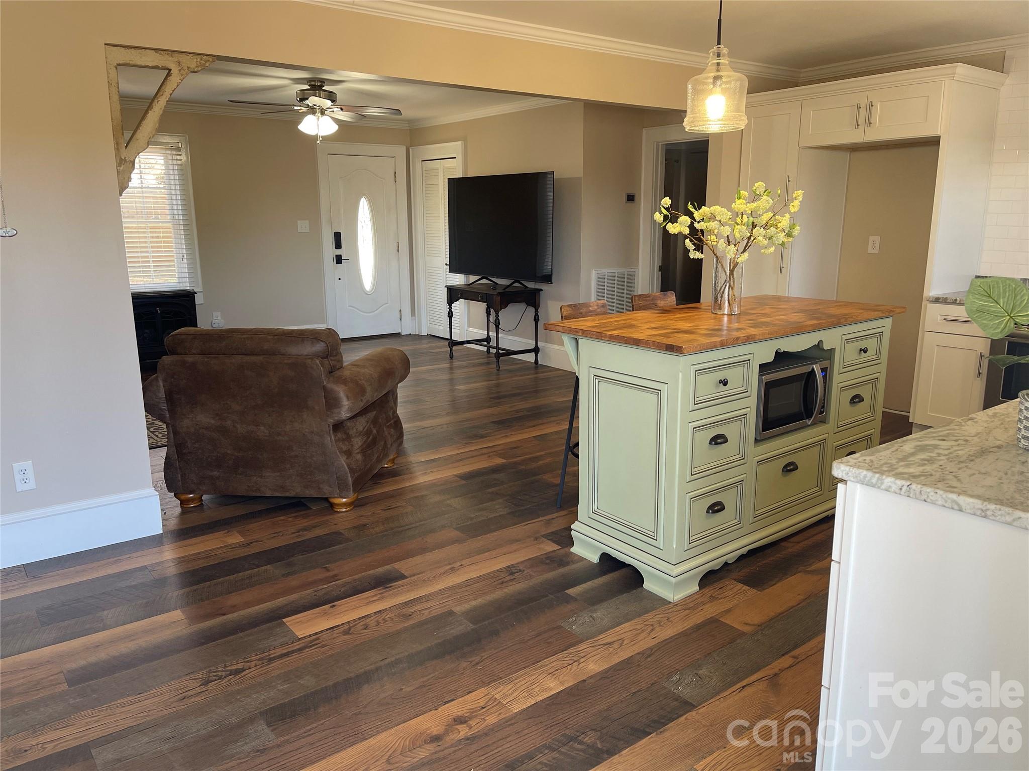 268 Oakland Road — Spindale