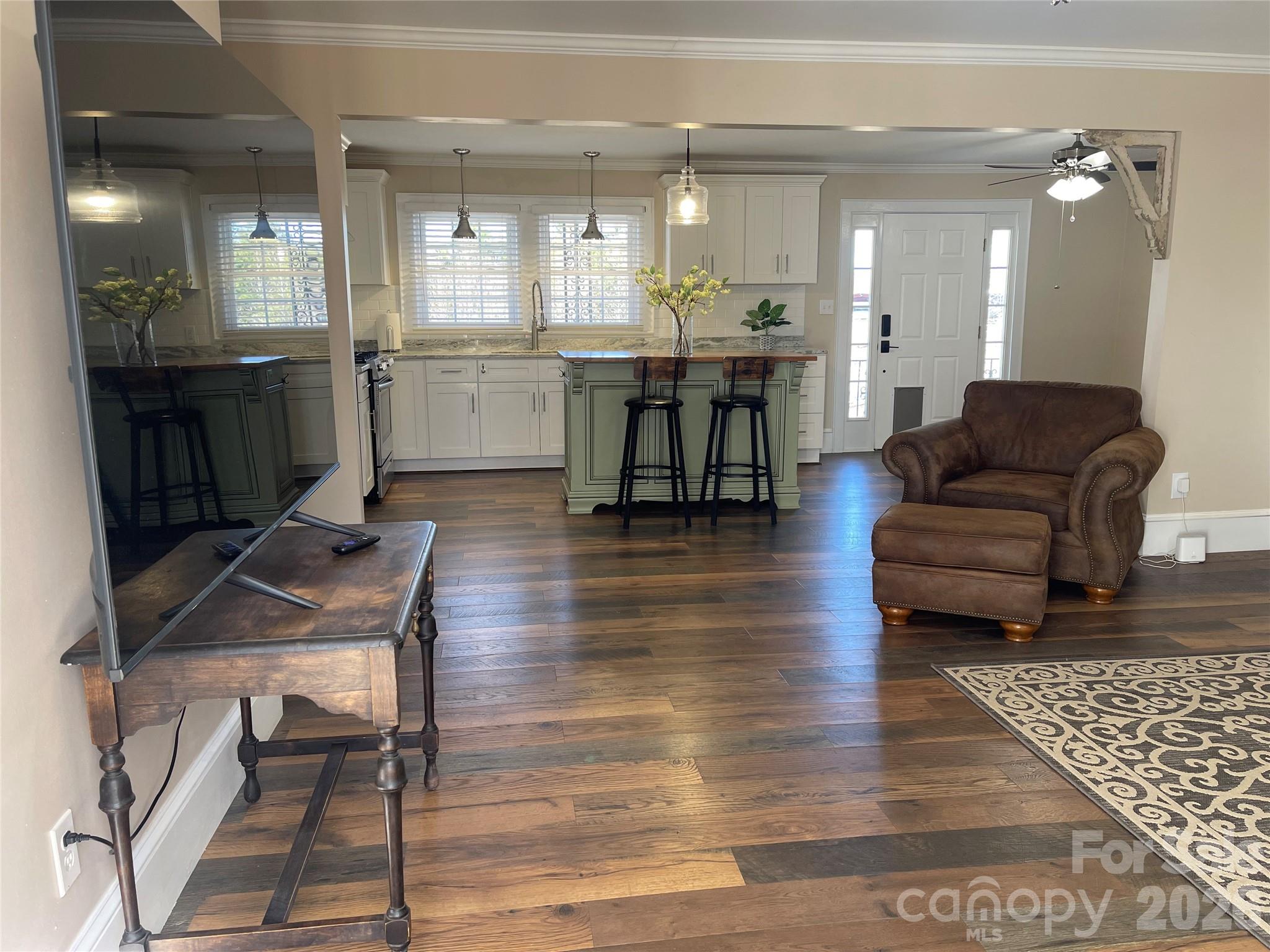 268 Oakland Road — Spindale