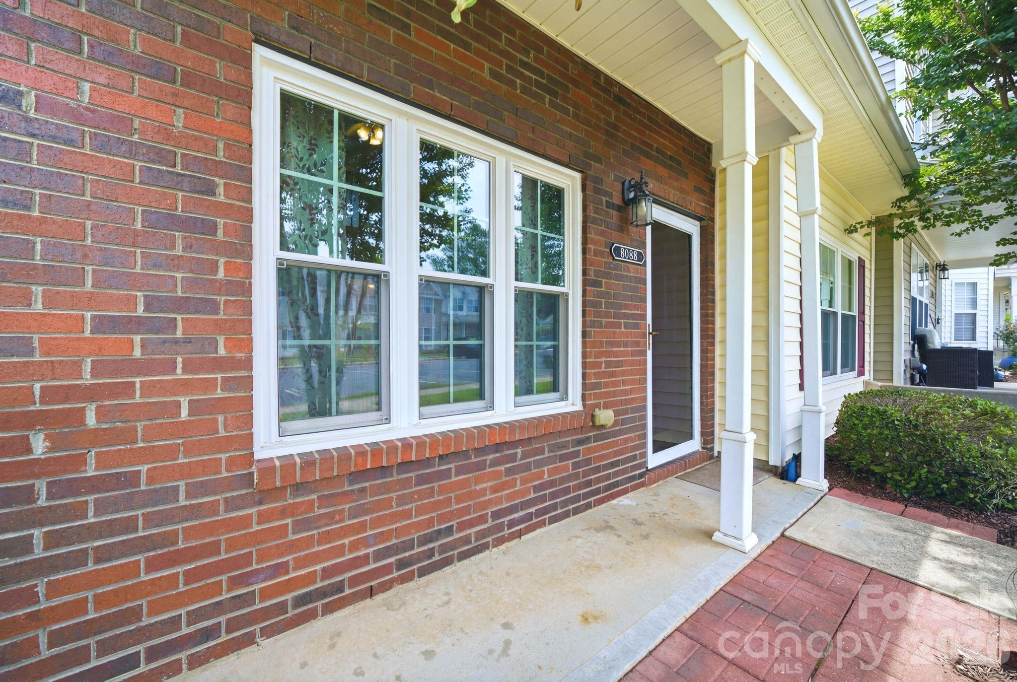 8038 Long House Lane — Fort Mill