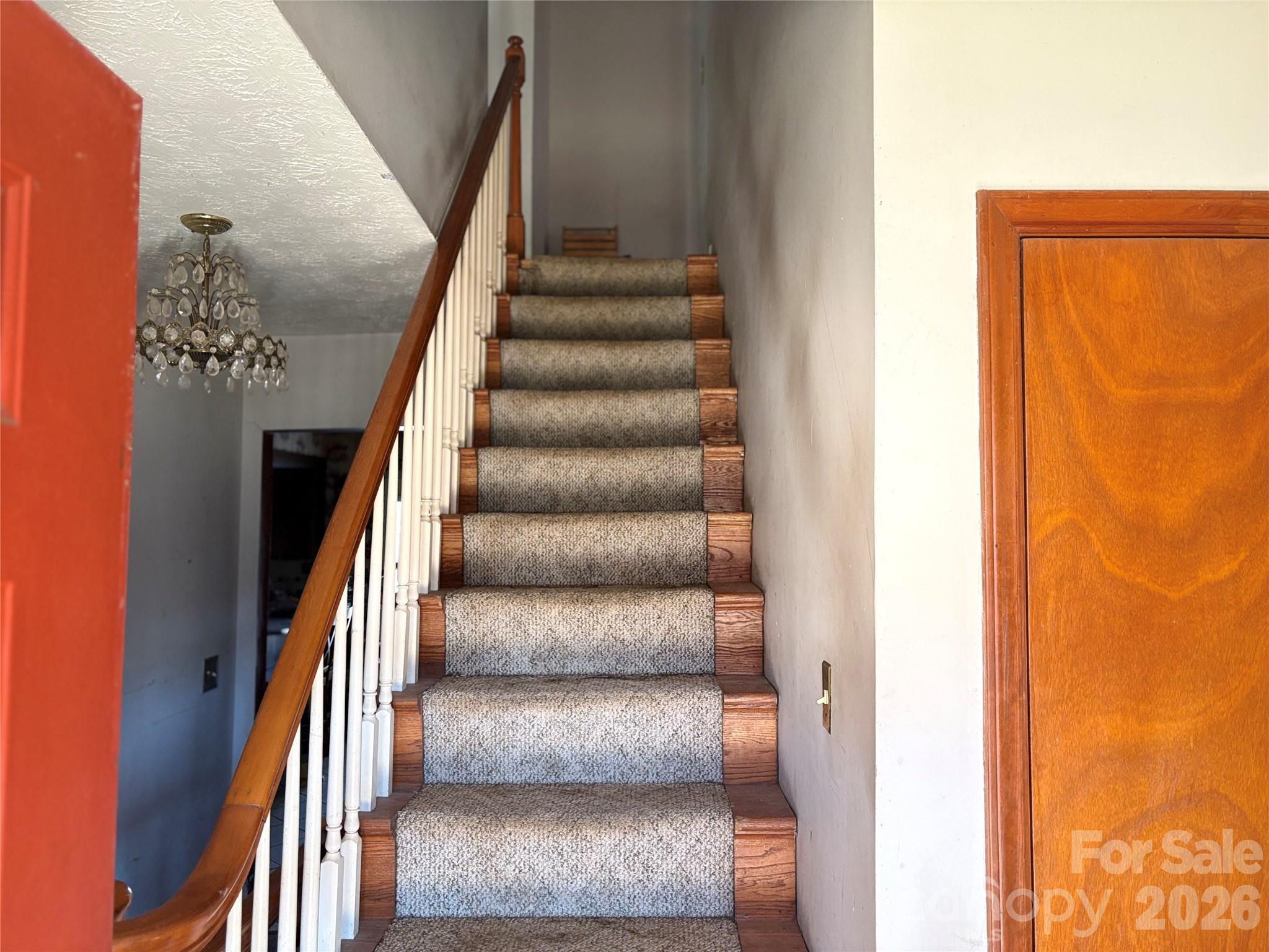 219 Rocking Horse Trail — Burnsville