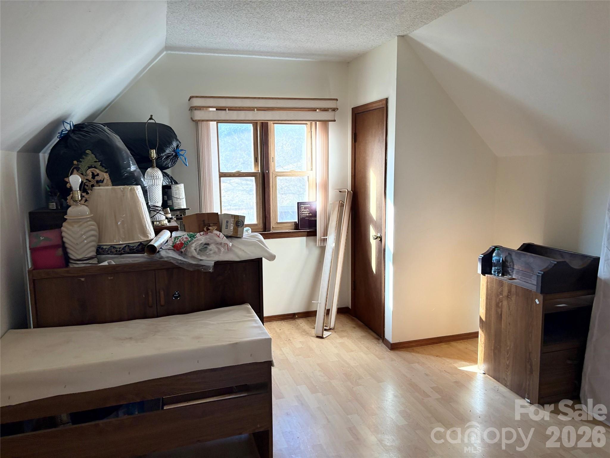 219 Rocking Horse Trail — Burnsville