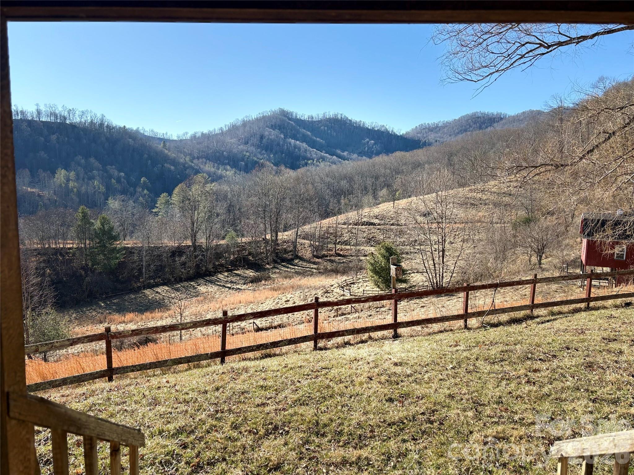 219 Rocking Horse Trail — Burnsville