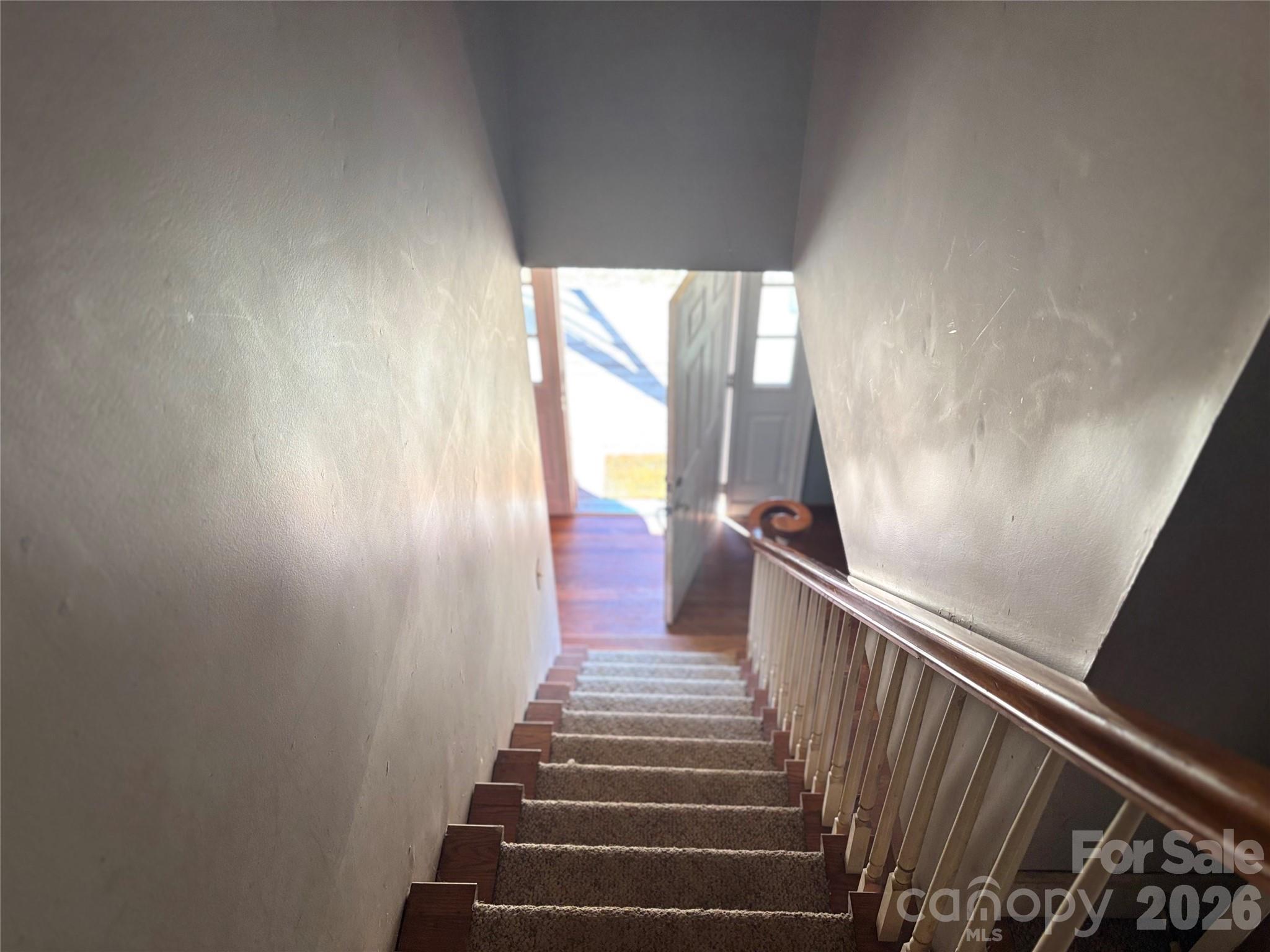219 Rocking Horse Trail — Burnsville
