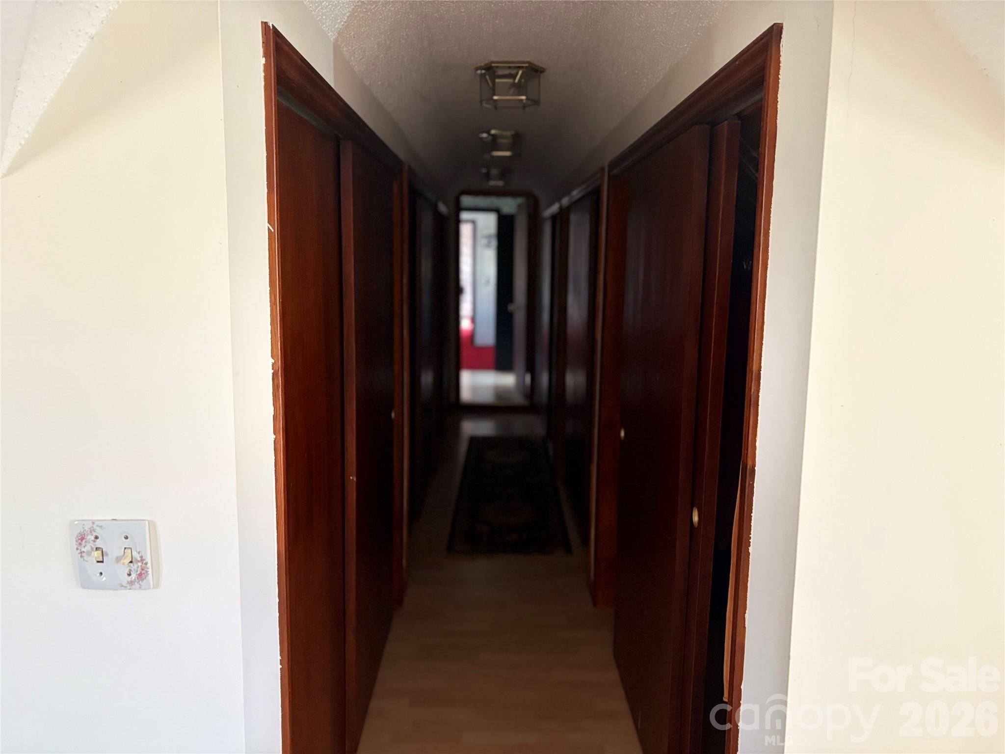 219 Rocking Horse Trail — Burnsville
