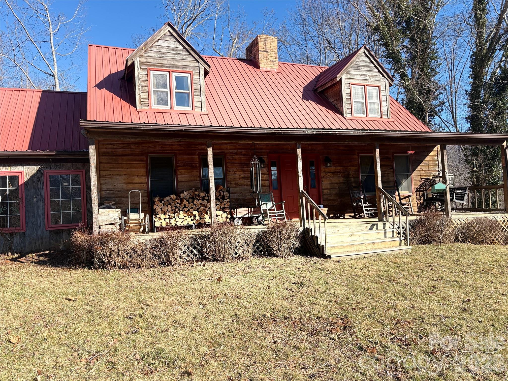 219 Rocking Horse Trail — Burnsville