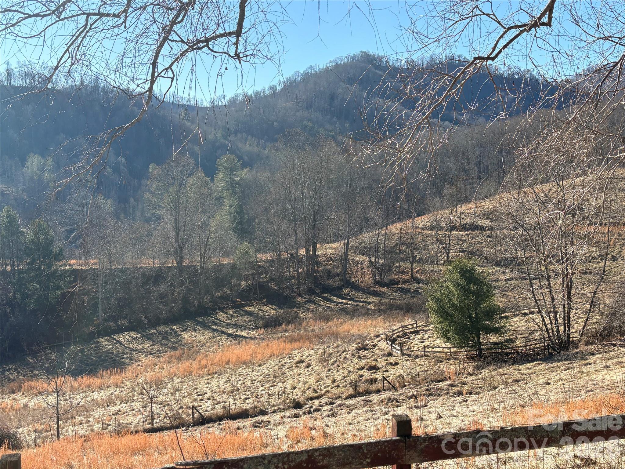 219 Rocking Horse Trail — Burnsville
