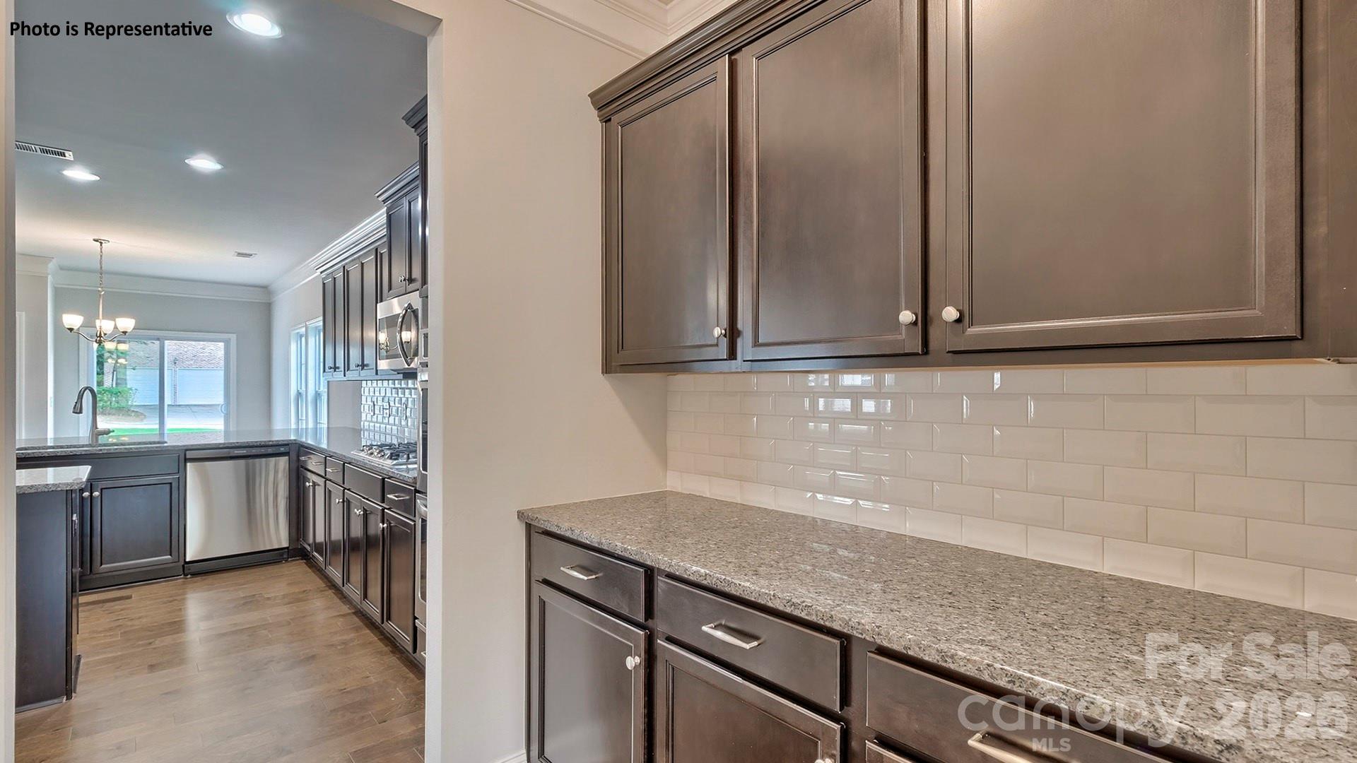 8909 Overhill Road — Huntersville