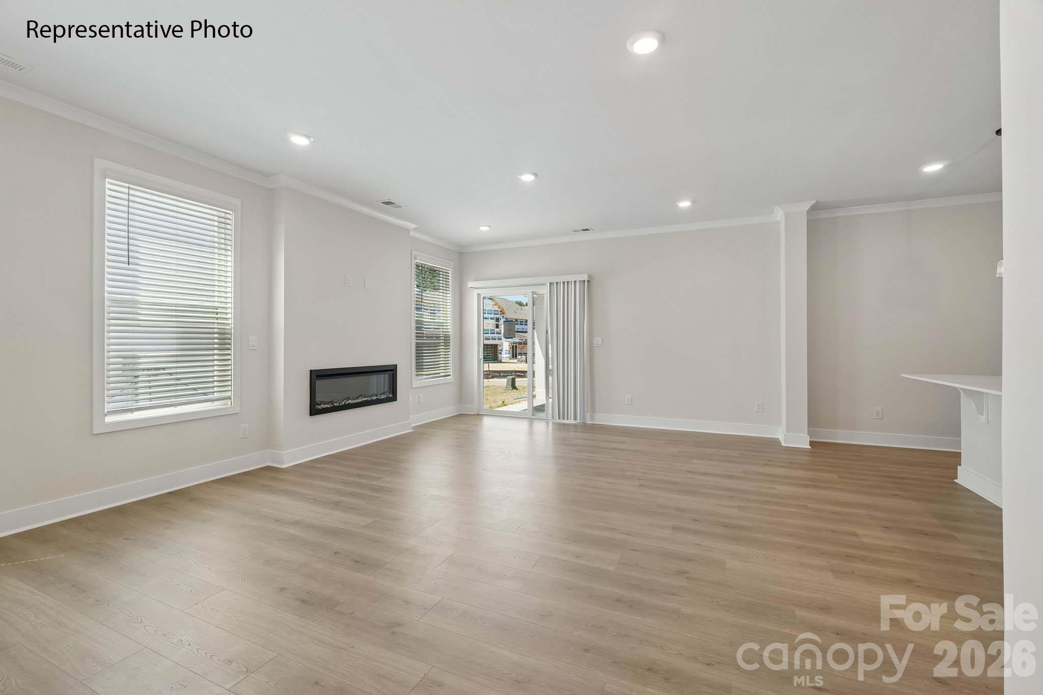 9303 Carver Avenue — Huntersville