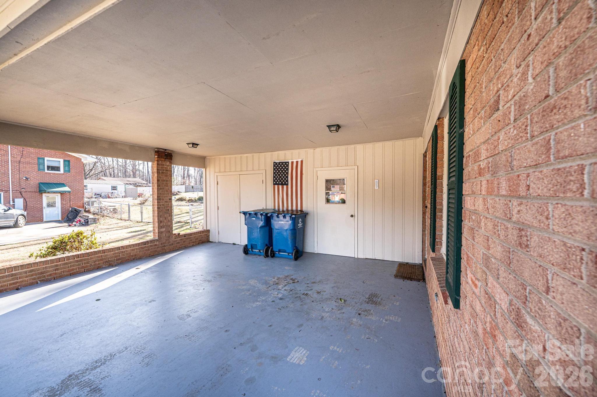 2347 Plainfield Drive — Conover