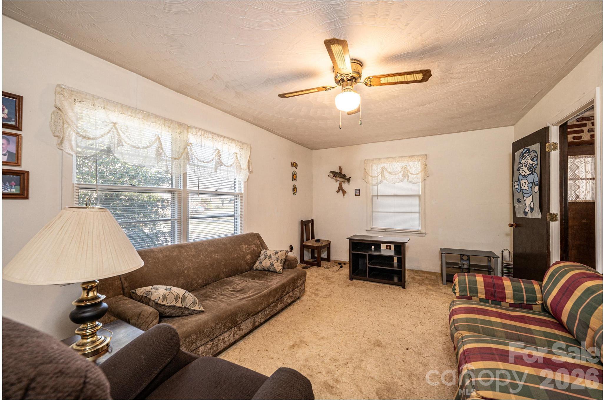 2347 Plainfield Drive — Conover