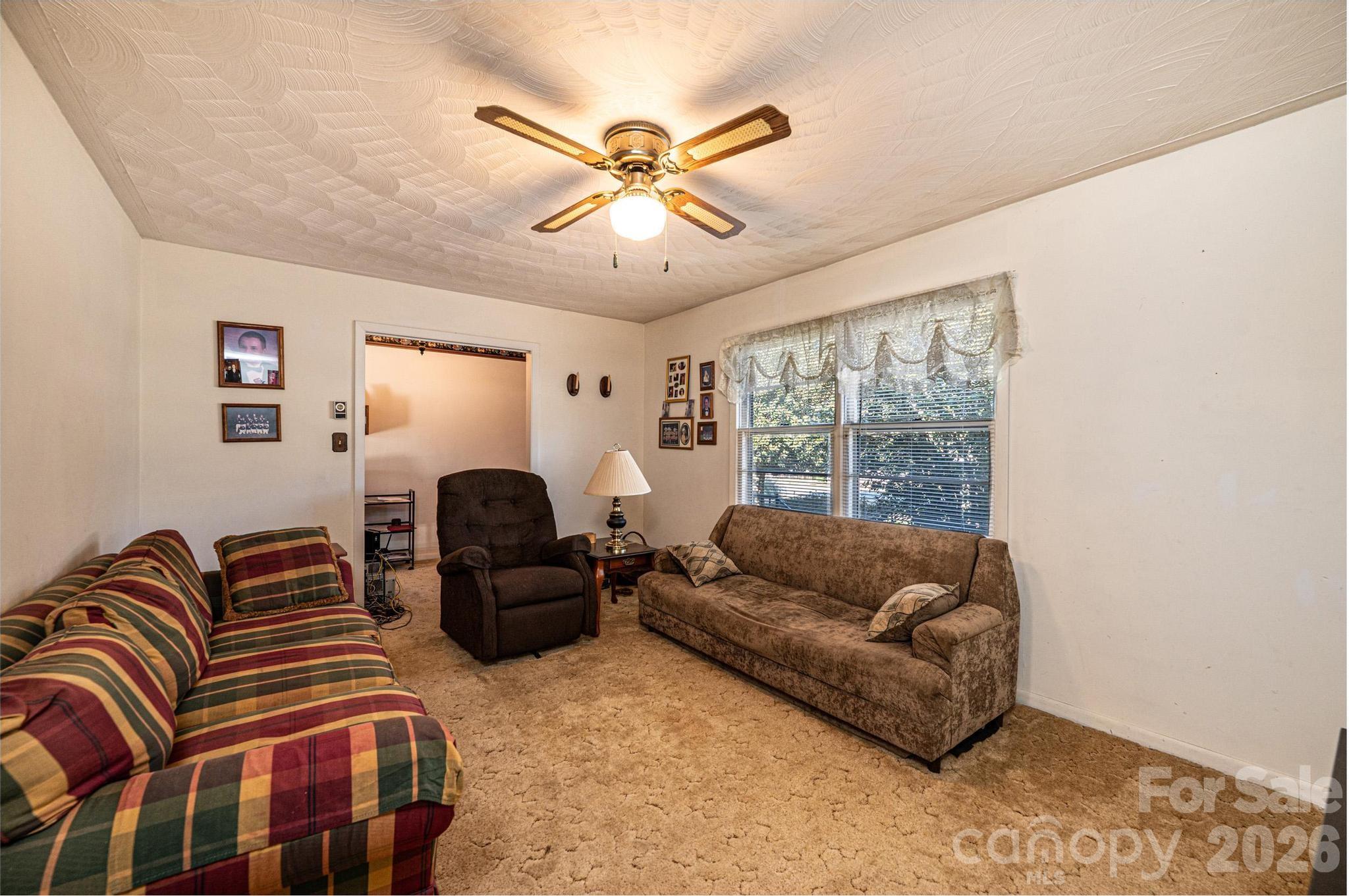 2347 Plainfield Drive — Conover