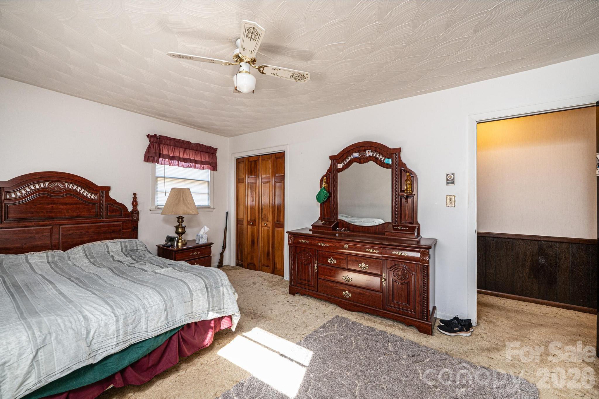 2347 Plainfield Drive — Conover