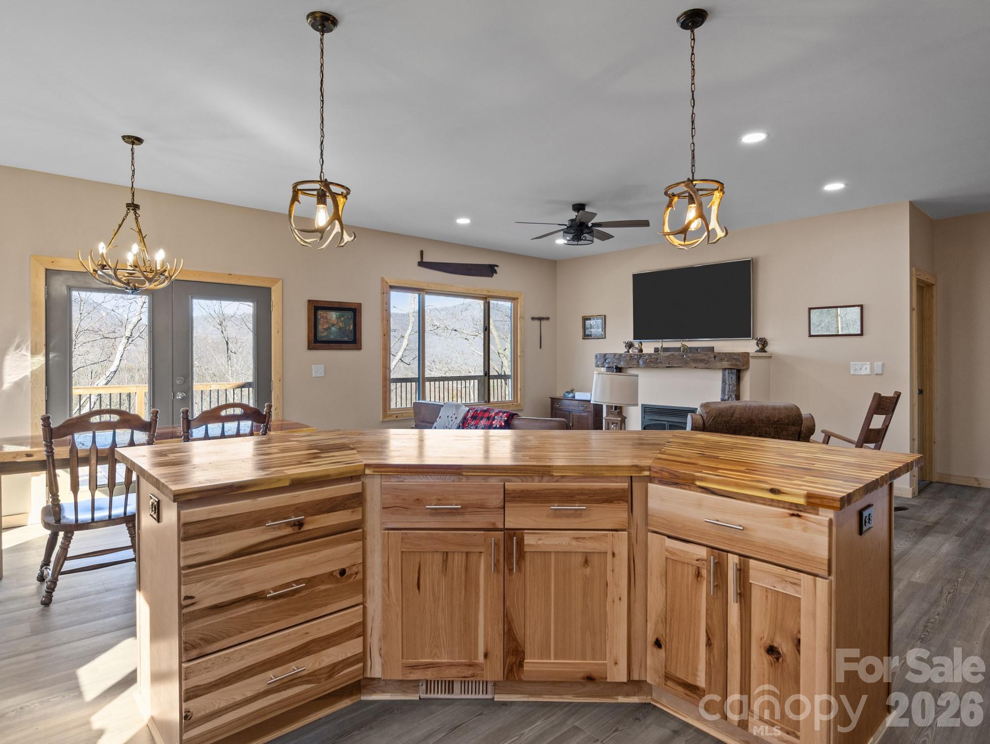225 Aurora Lane — Tryon