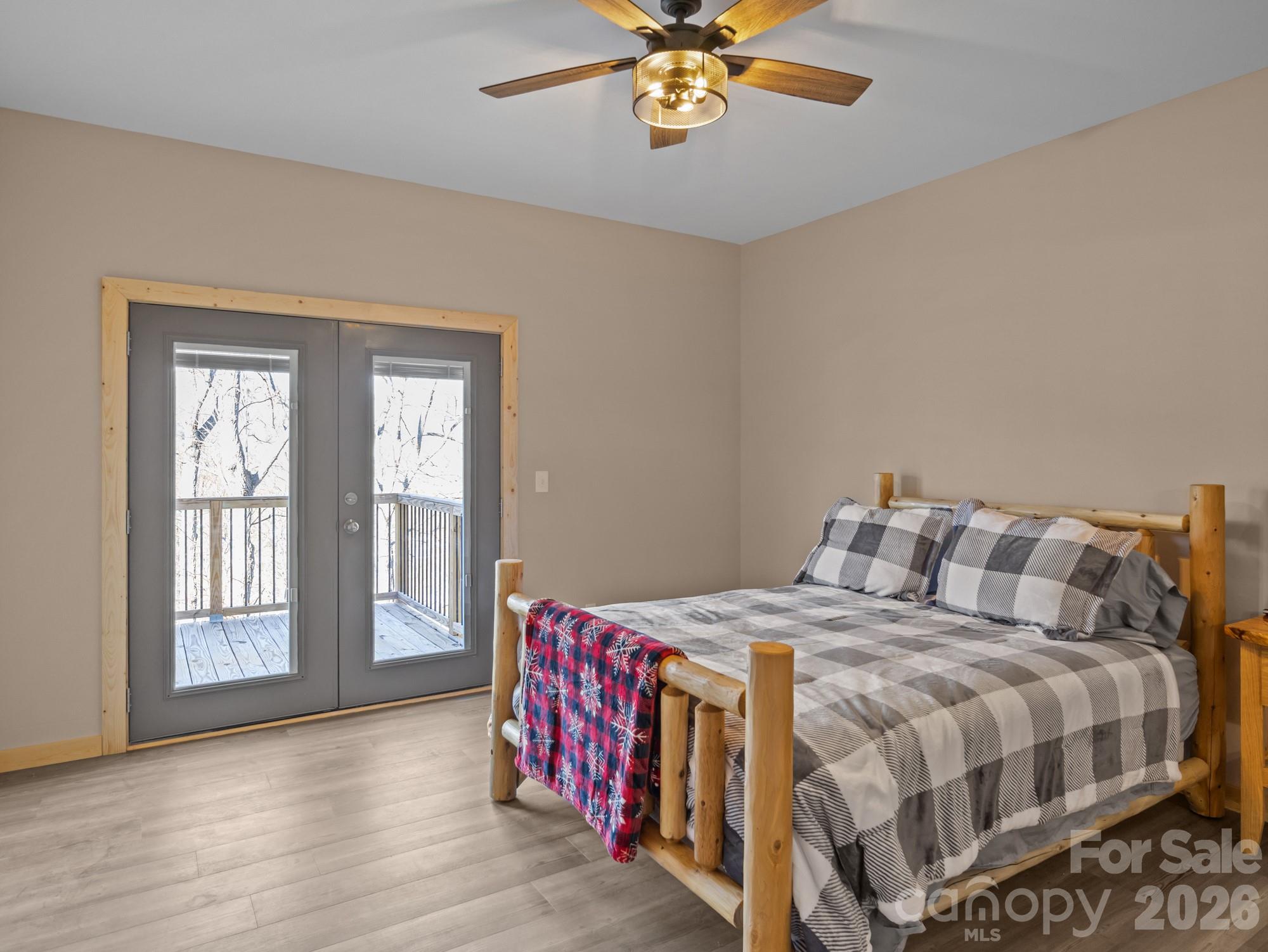225 Aurora Lane — Tryon