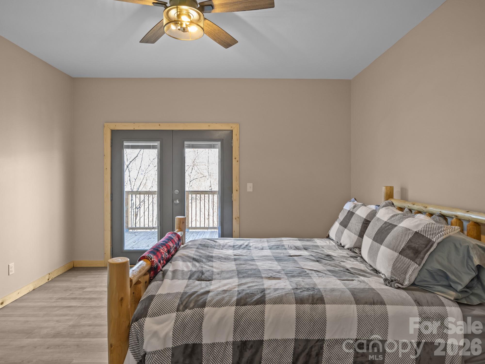 225 Aurora Lane — Tryon