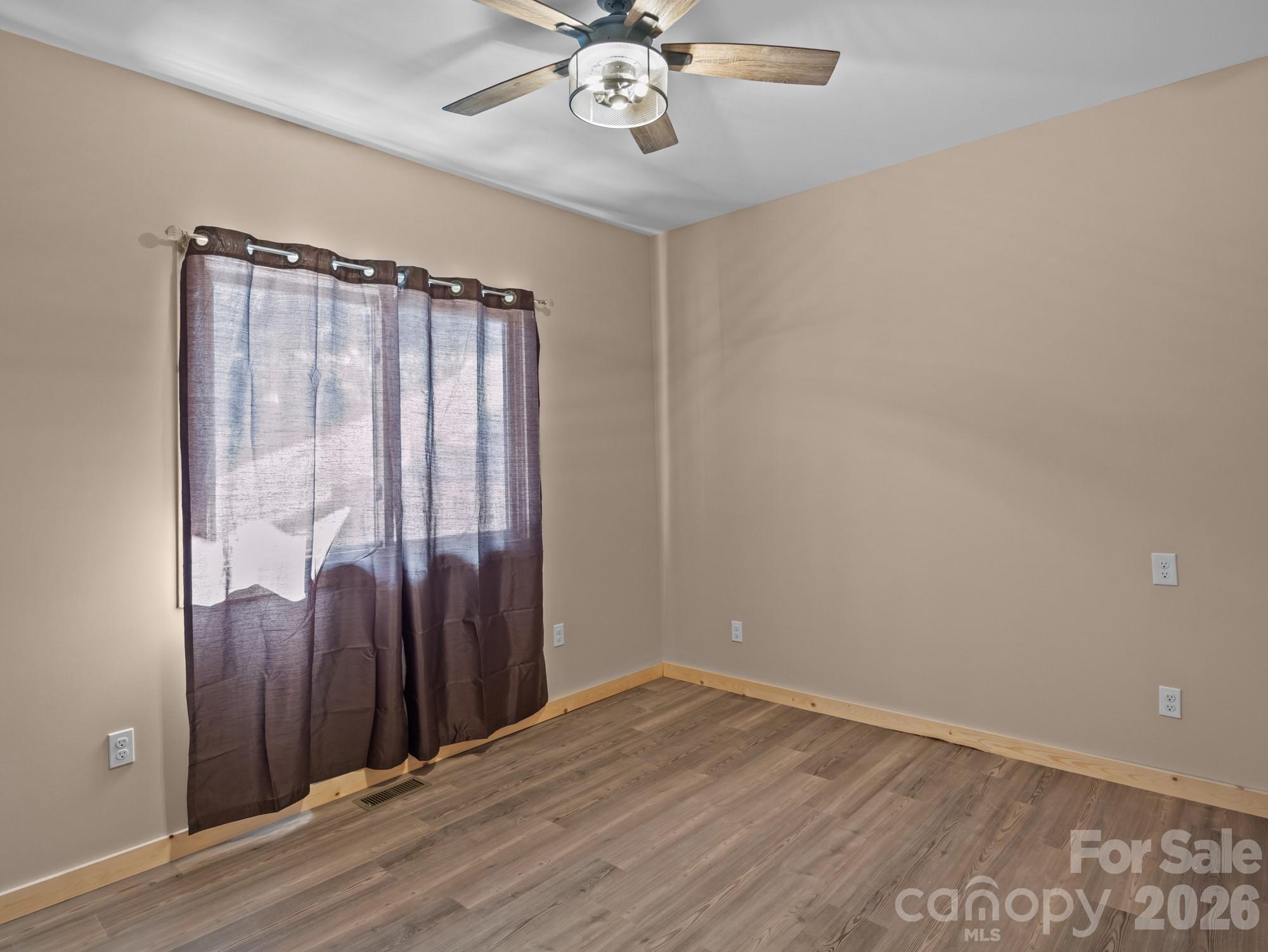225 Aurora Lane — Tryon