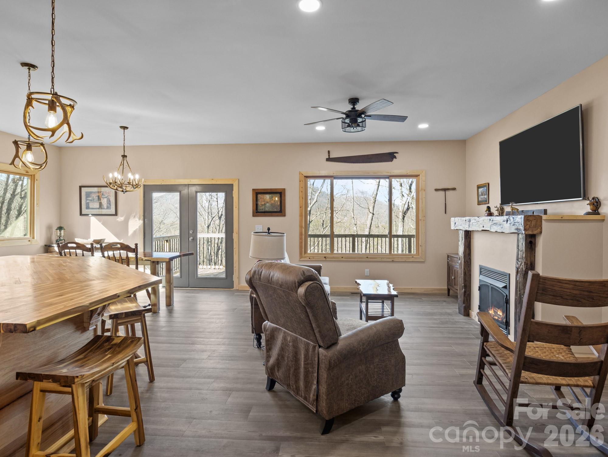 225 Aurora Lane — Tryon